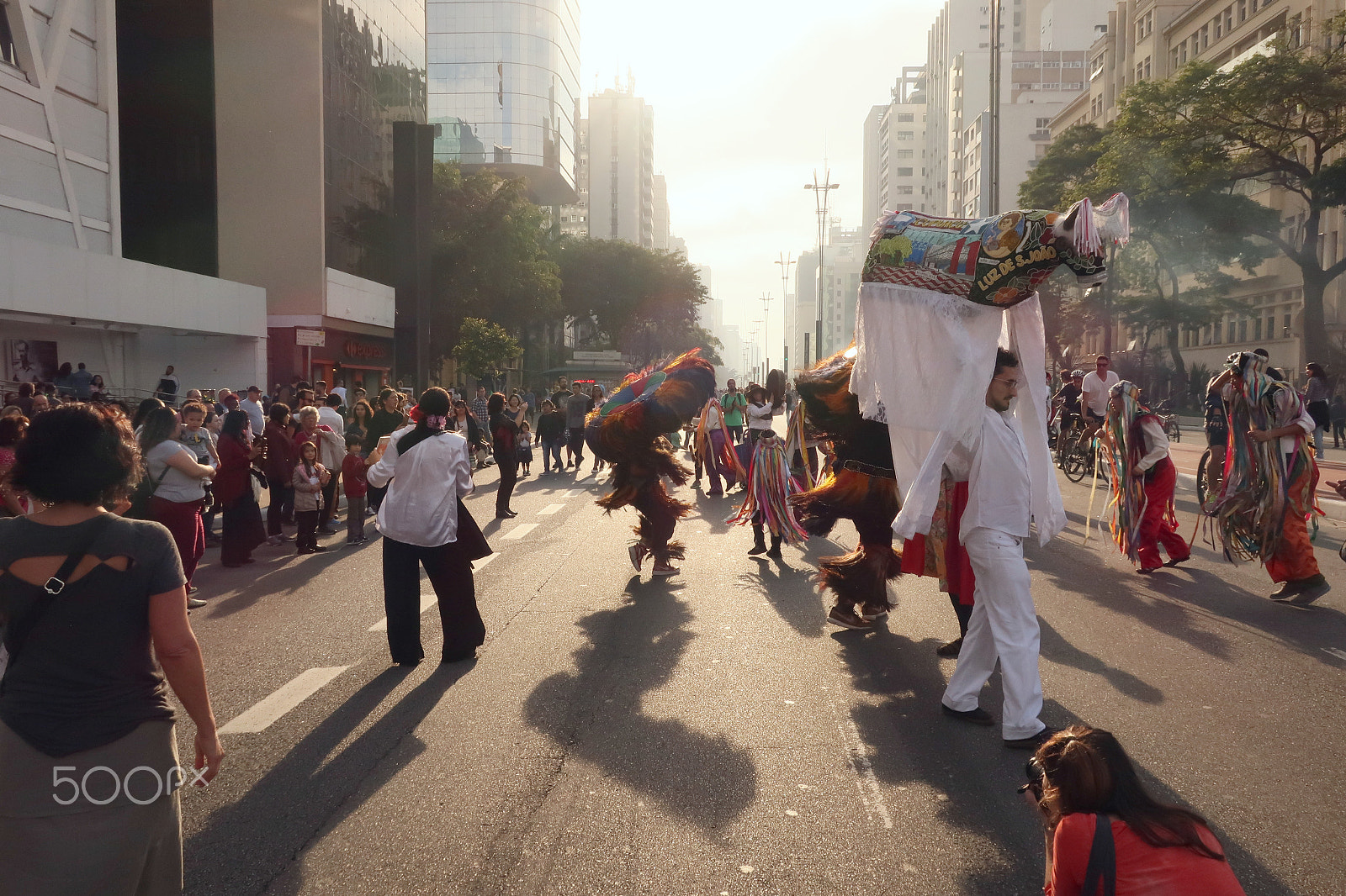 Canon PowerShot G9 X Mark II sample photo. Maracatu na avenida paulista - são paulo - brazil photography