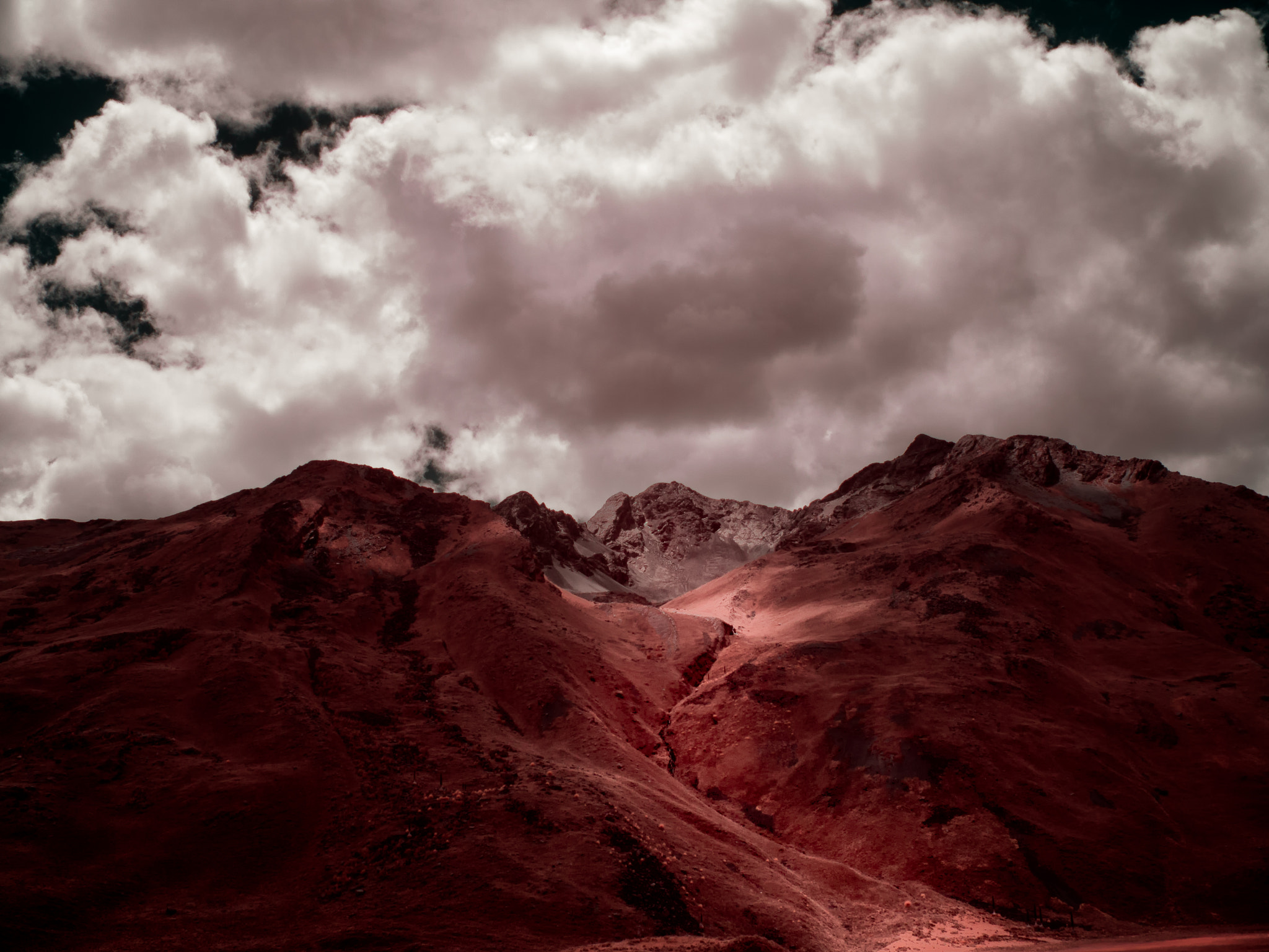 Panasonic Lumix DMC-GF3 sample photo. Infrared - pastoruri is mars peru photography