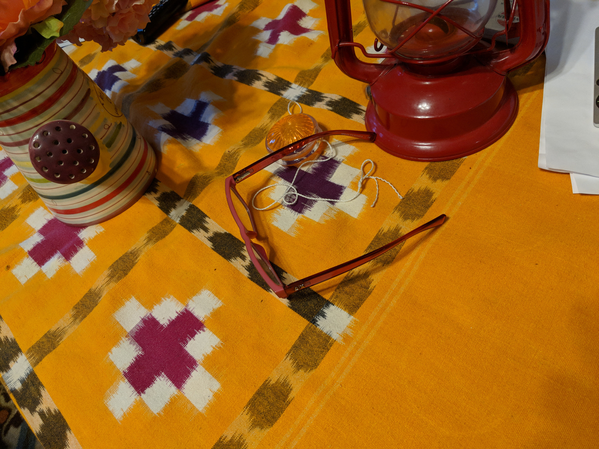 Google Pixel 2 XL sample photo. Table top photography