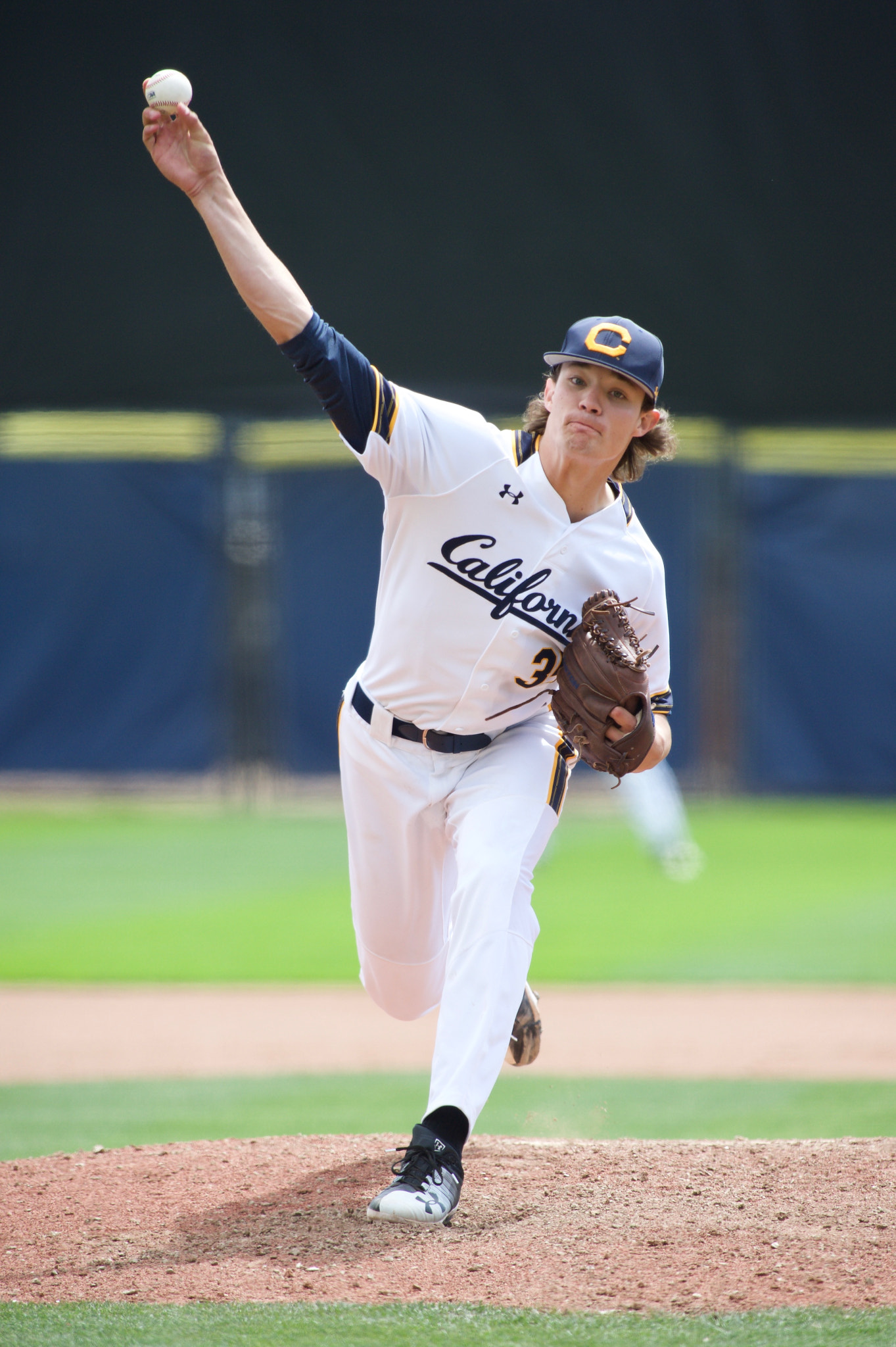 Nikon D4S sample photo. On the mound photography