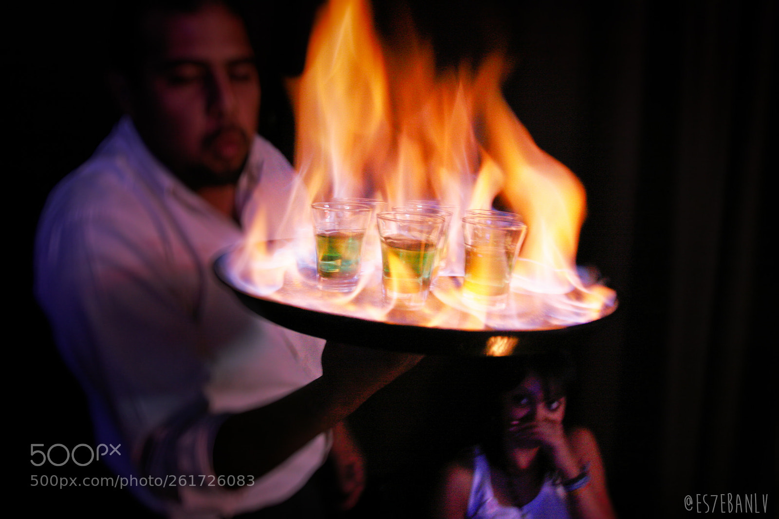 Canon EOS 20D sample photo. Expectante photography