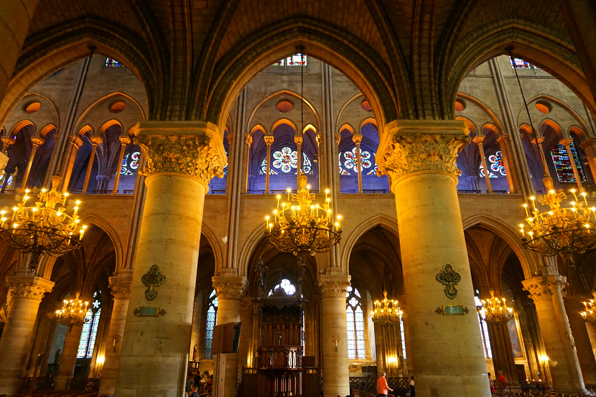 Sony Alpha a5000 (ILCE 5000) sample photo. Notre dame photography