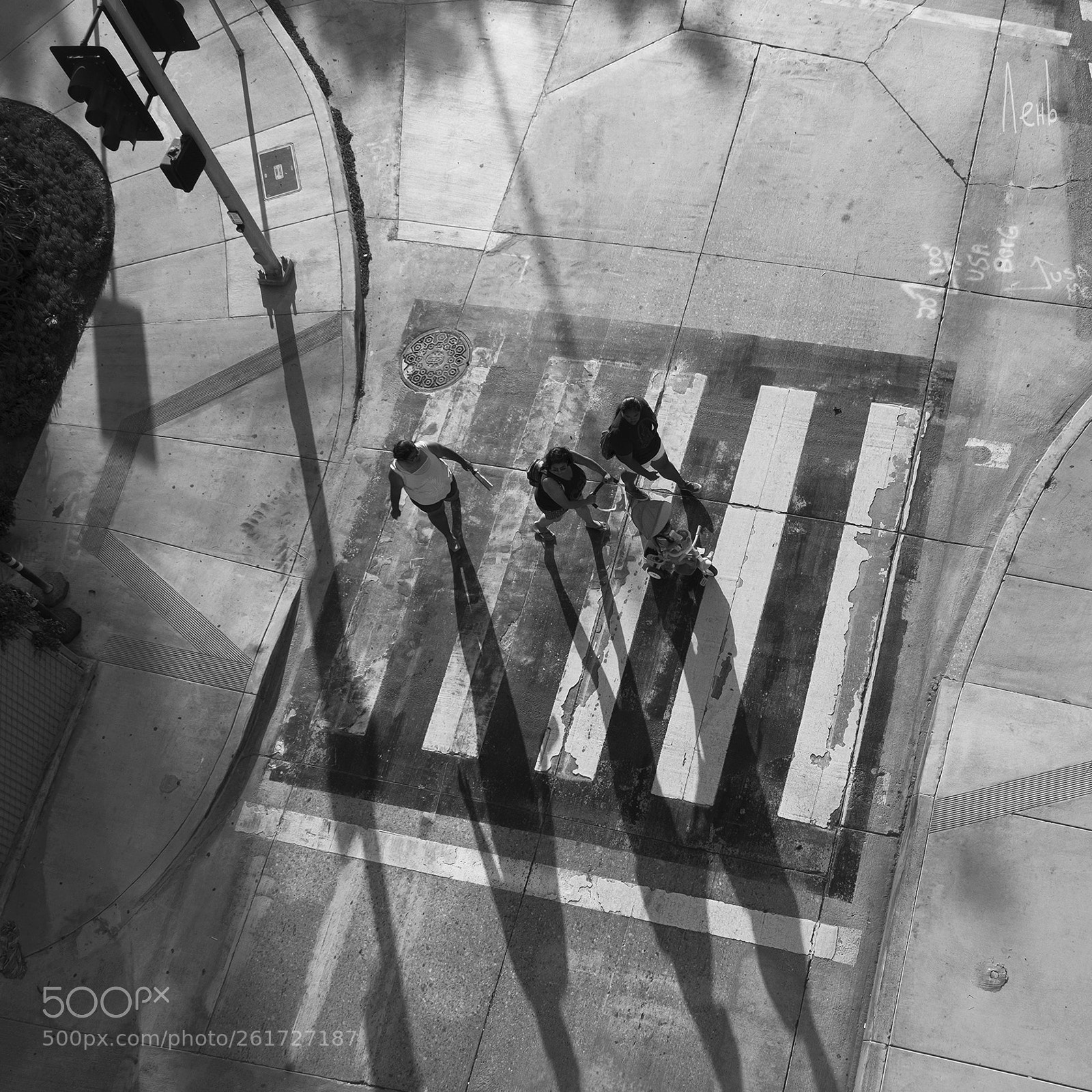 Fujifilm X-T20 sample photo. Crosswalk photography