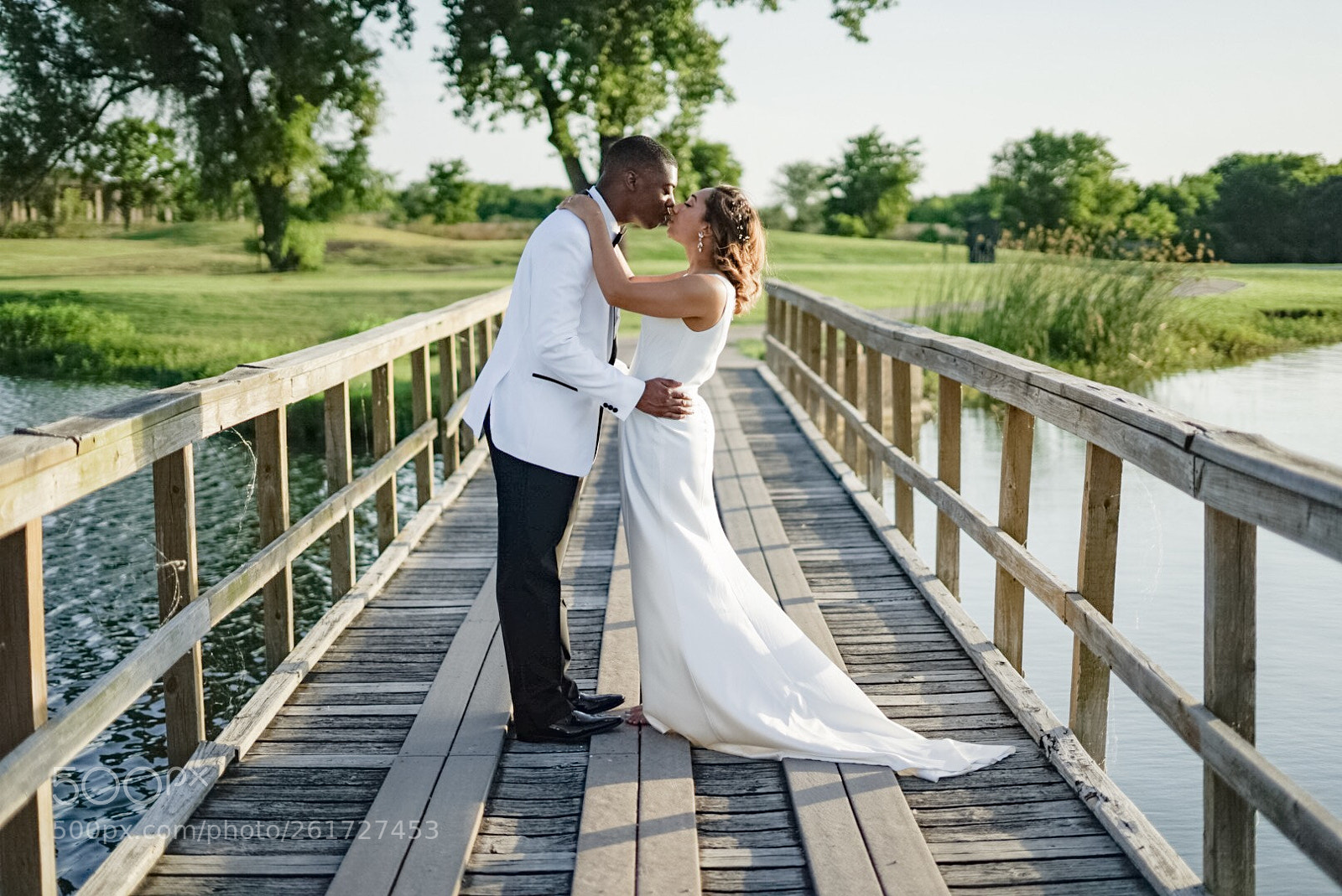 Sony a7 II sample photo. Embrace.  photography