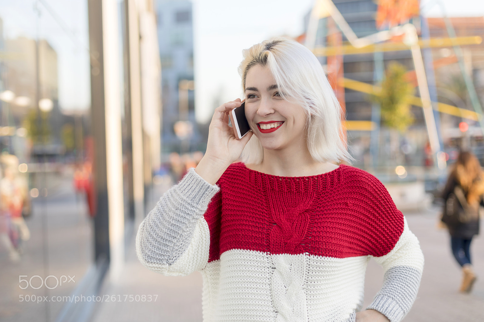 Canon EOS 5D Mark IV sample photo. Portrait of cheerful young photography