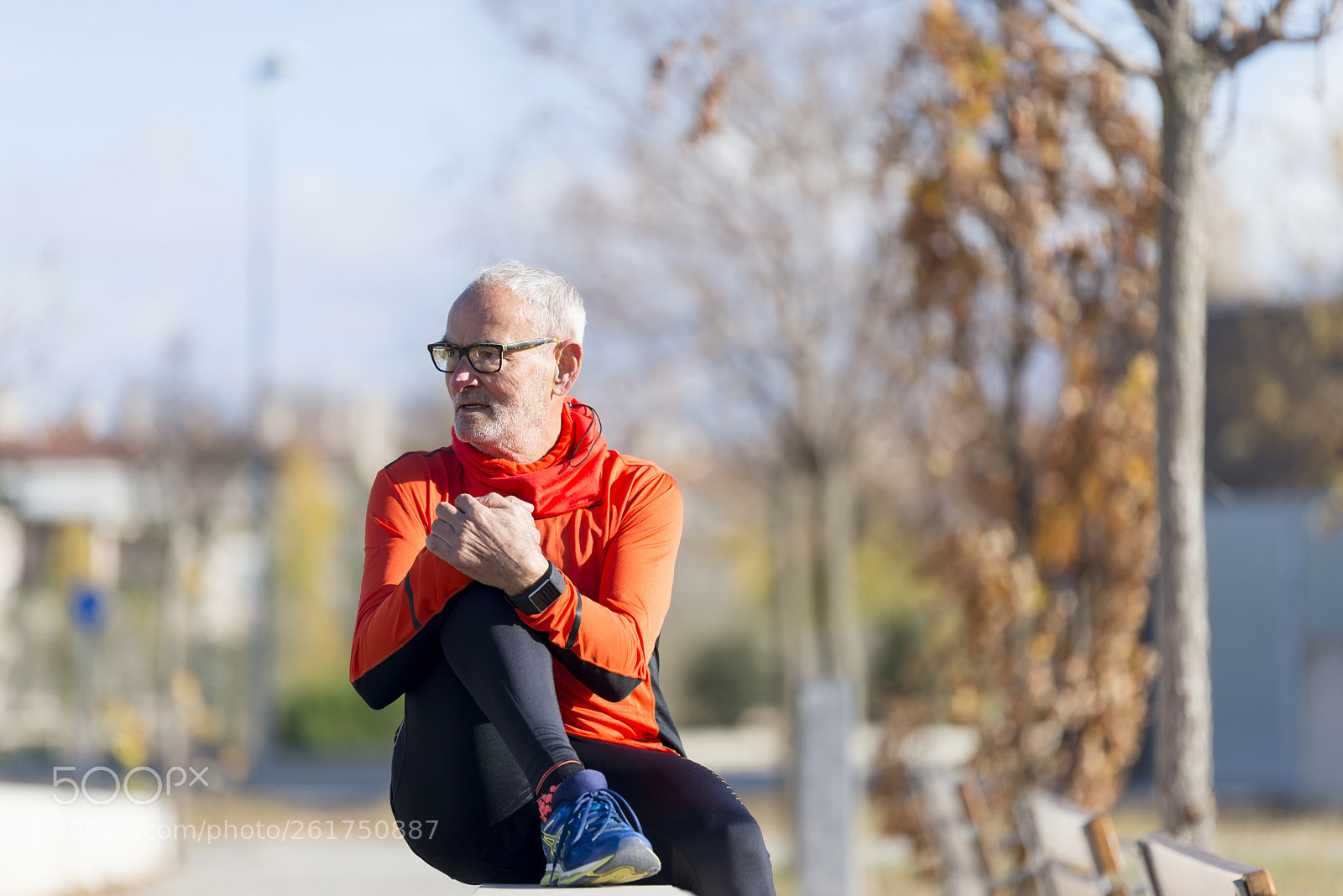 Nikon D610 sample photo. Senior runner man sitting photography