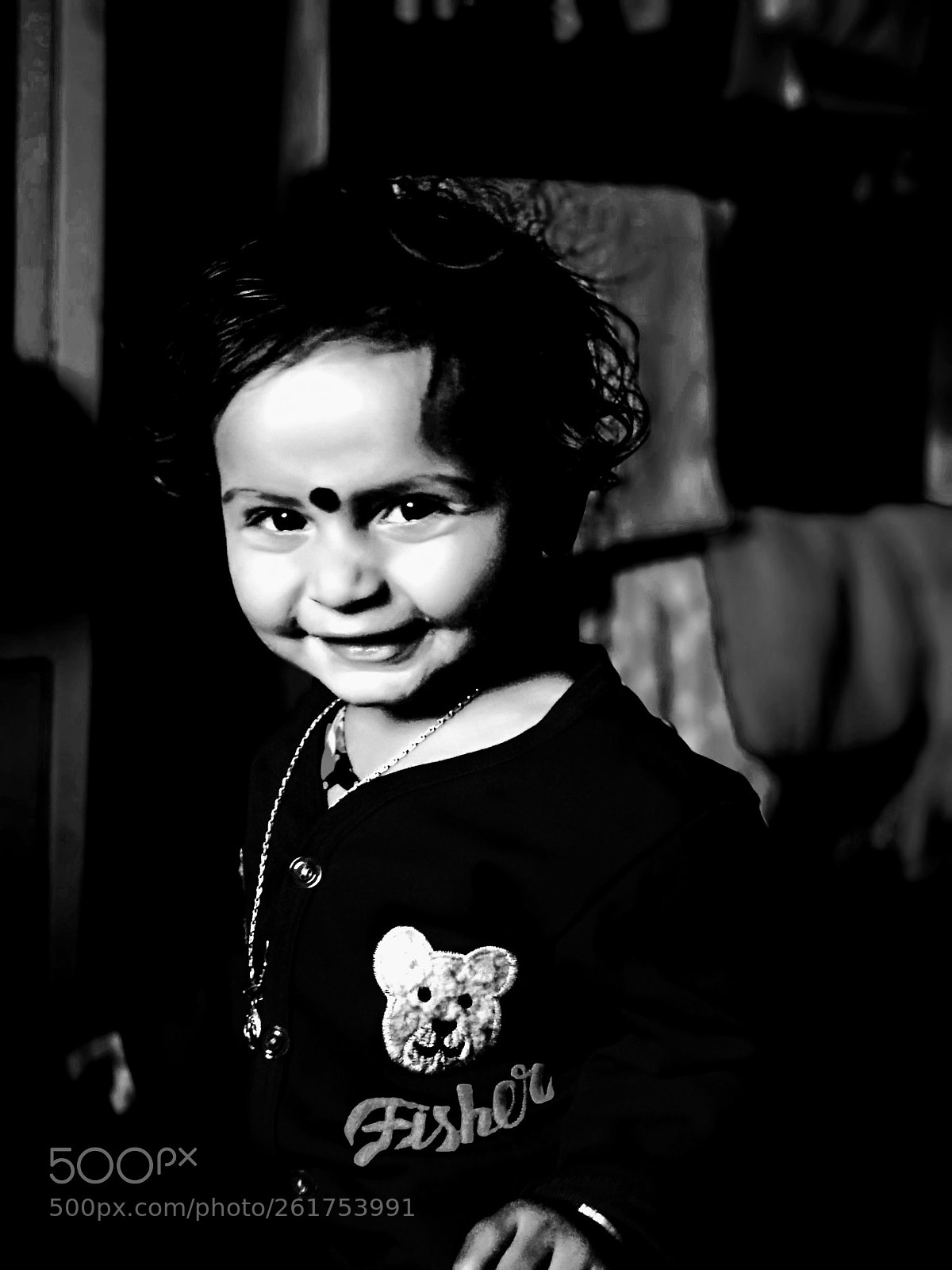 Xiaomi Mi A1 sample photo. The beauty of black photography