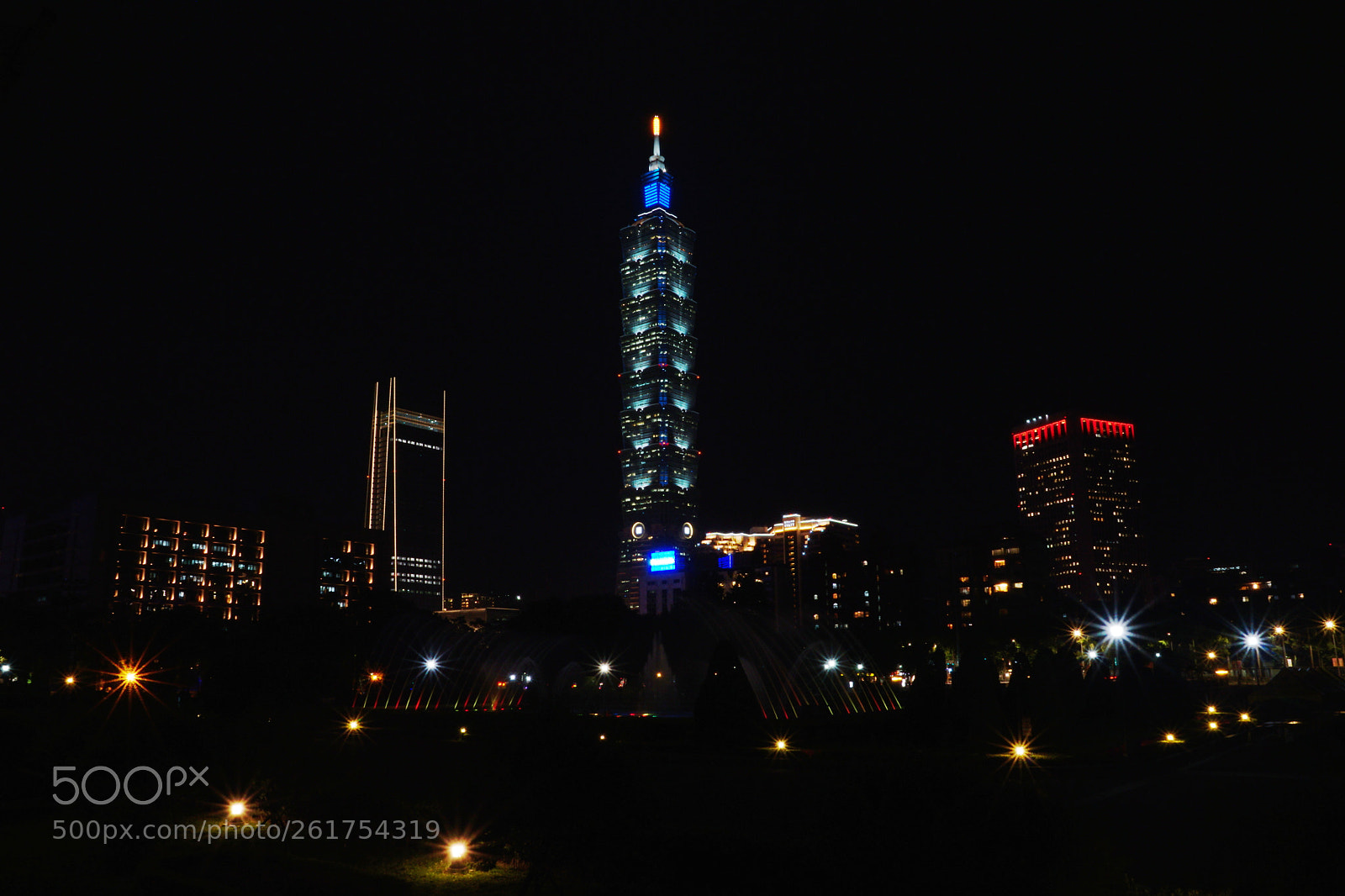Sony DT 16-50mm F2.8 SSM sample photo. Fire work photography