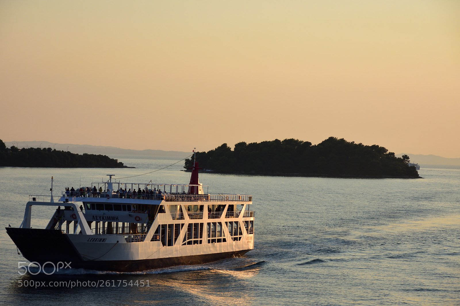 Nikon D7200 sample photo. Boat photography