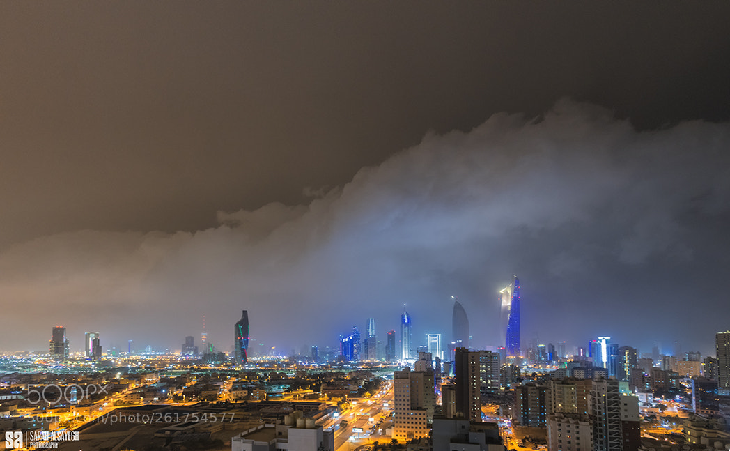Sony a7R III sample photo. Midnight cell and haboob photography