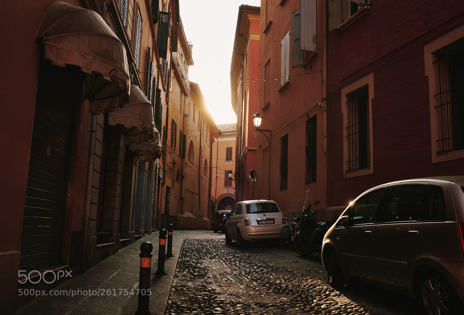 Fujifilm X-T2 sample photo. Morning light in bologna photography