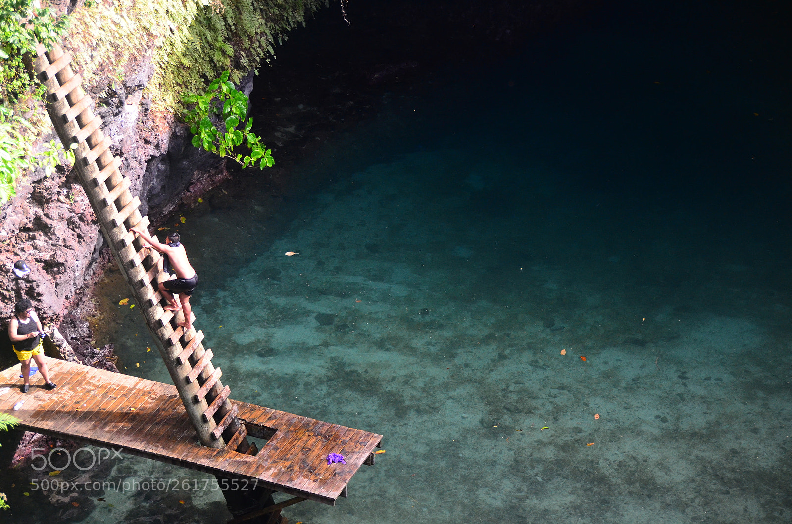 Nikon AF-S DX Nikkor 18-200mm F3.5-5.6G ED VR II sample photo. To-sua ocean trench.  samoa. photography