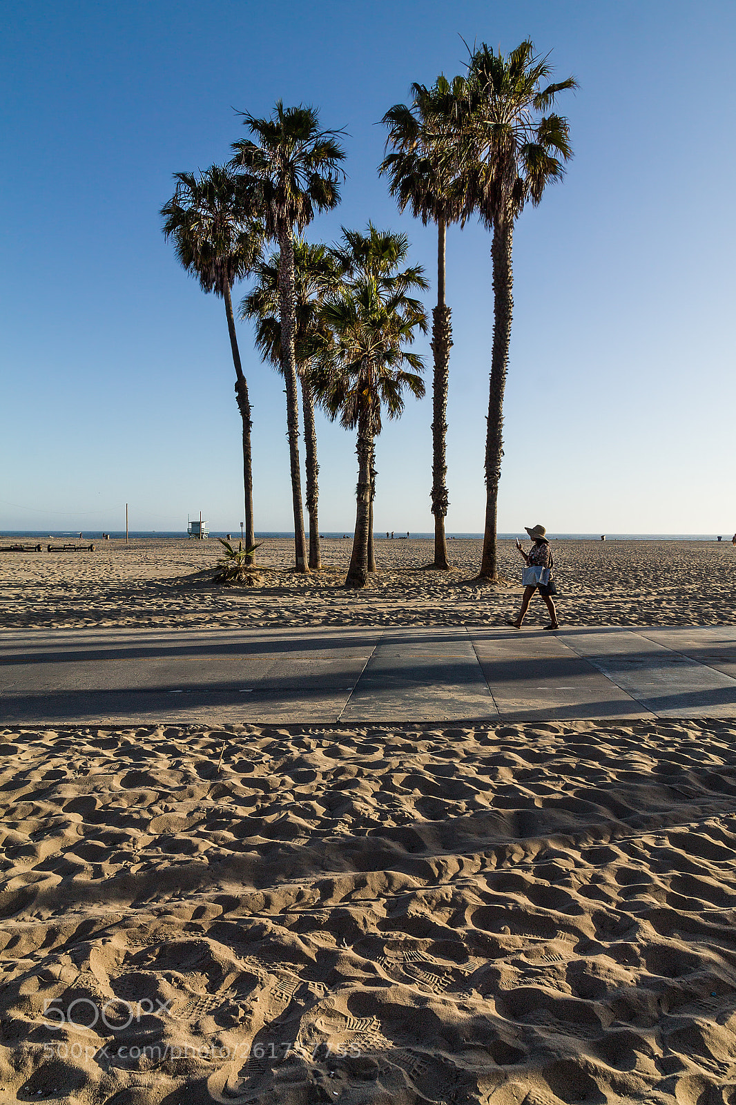 Canon EOS 1100D (EOS Rebel T3 / EOS Kiss X50) sample photo. The long beach photography