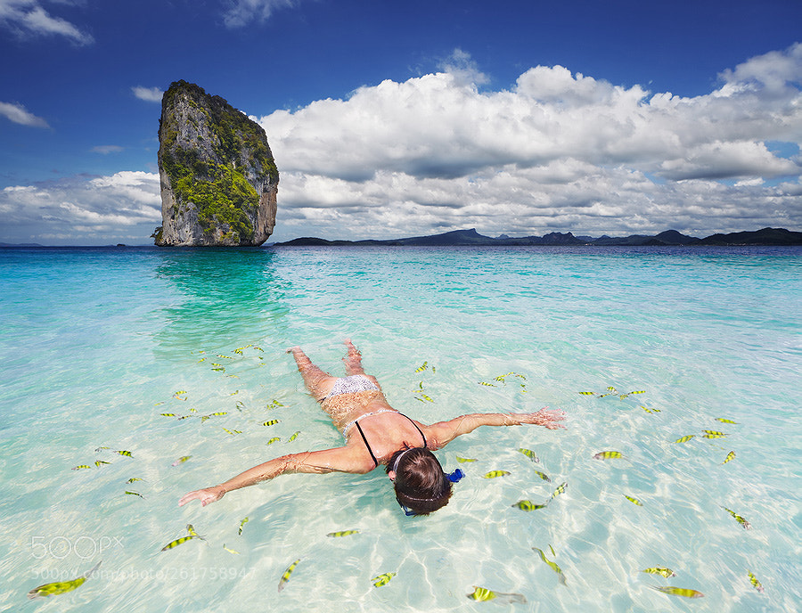 Canon EOS 5D Mark II sample photo. Tropical beach, snorkeling photography