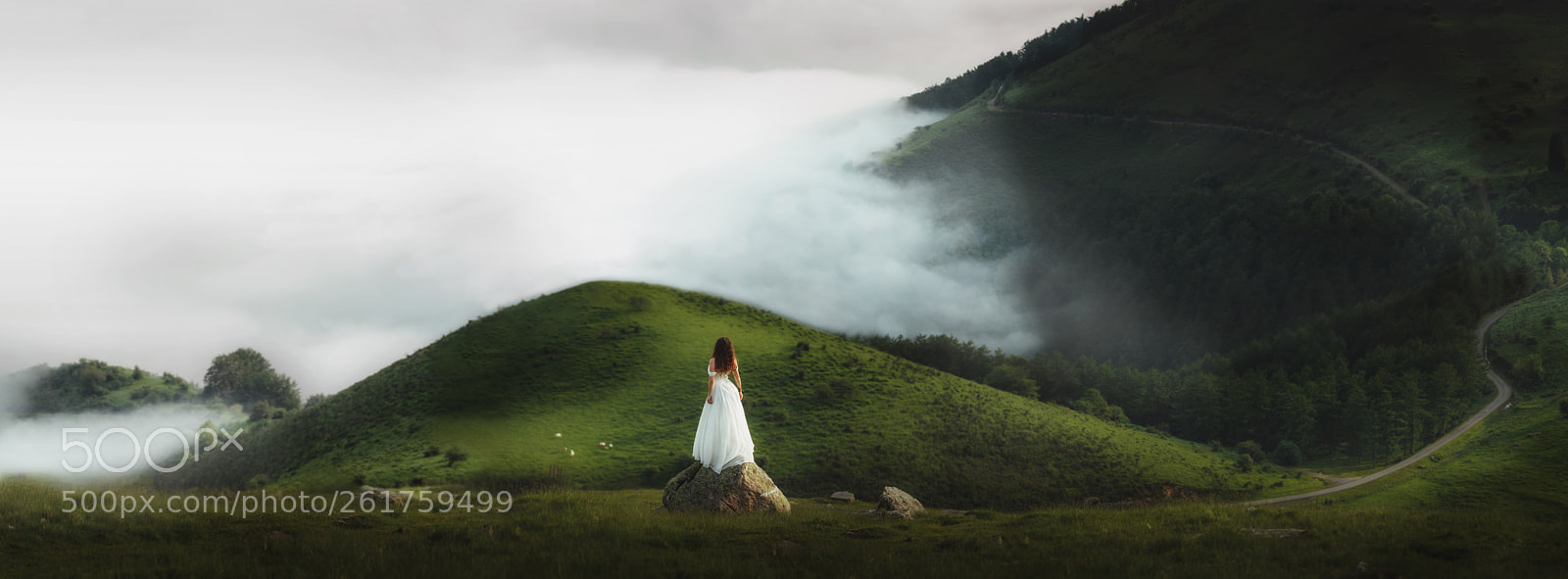 Canon EOS 7D Mark II sample photo. Nubes photography