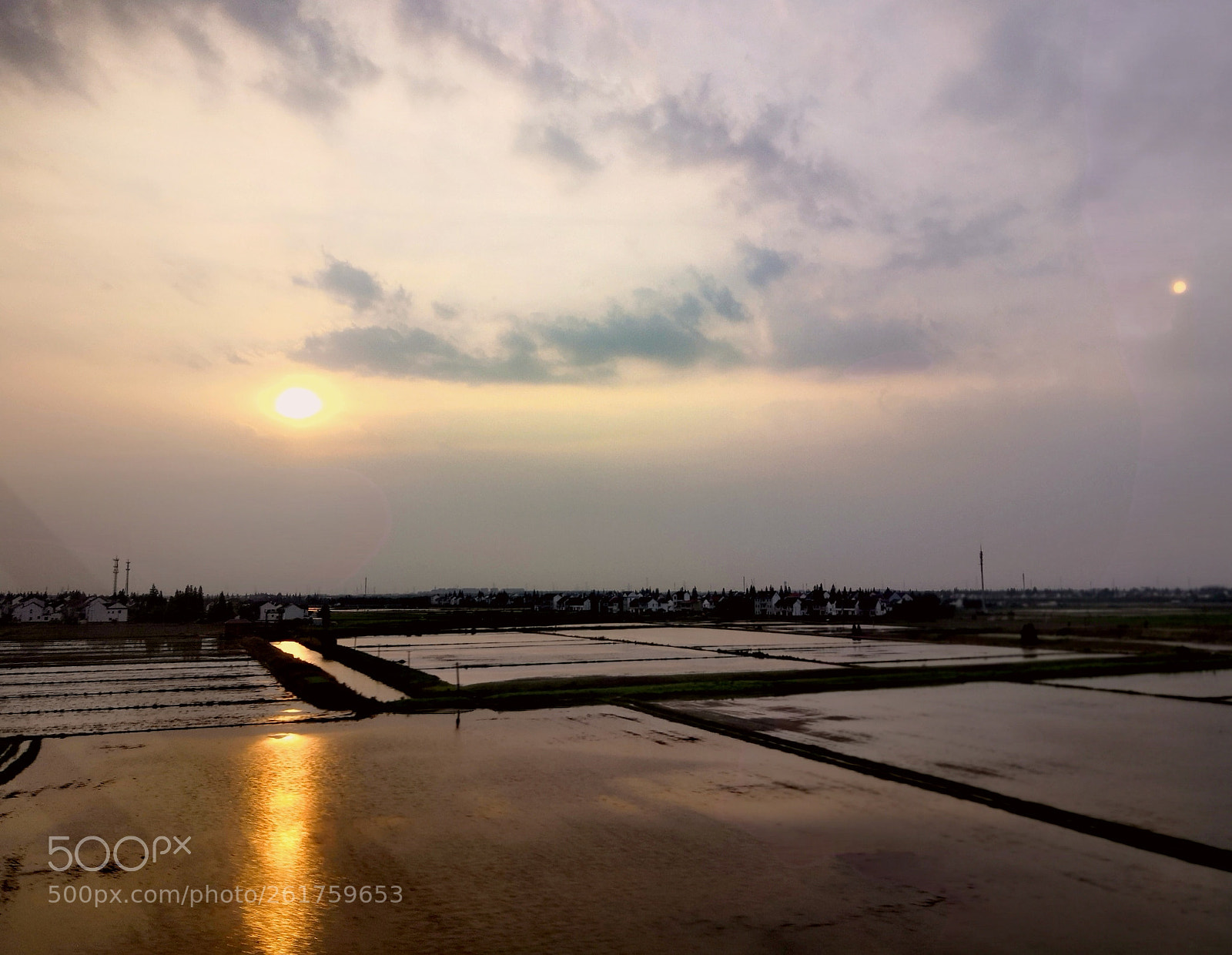 HUAWEI Honor 10 sample photo. Field under sunset photography