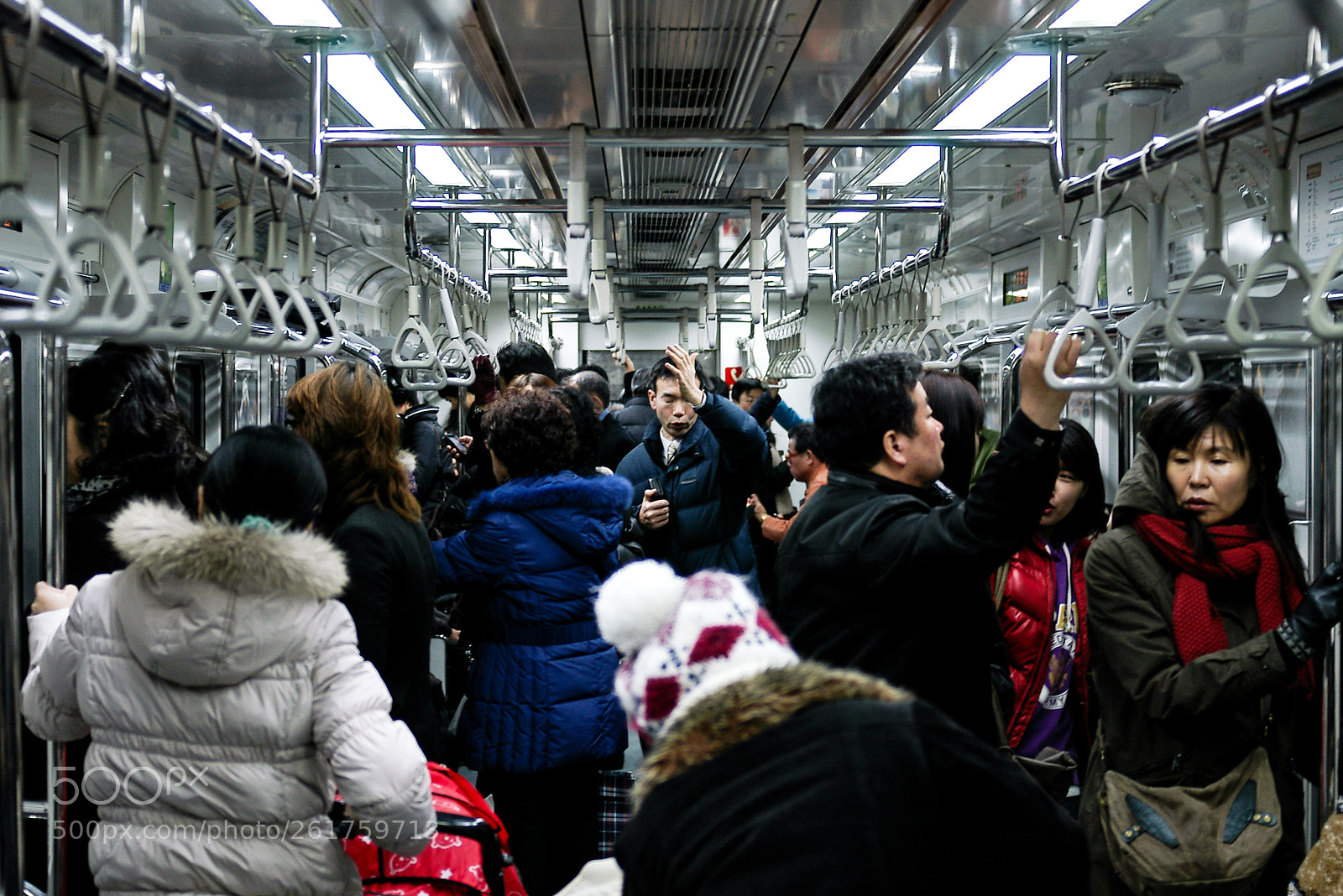 Pentax *ist D sample photo. Pastor in the subway photography