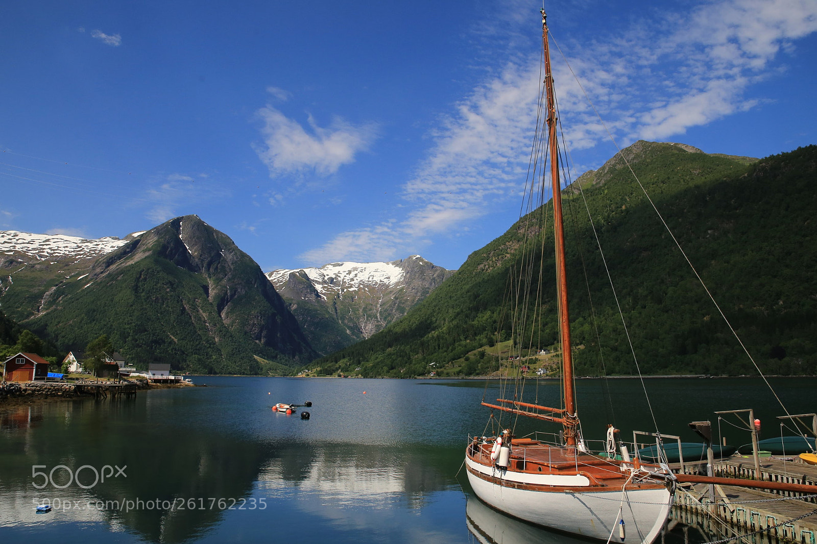 Canon EOS 6D sample photo. Sunny in balestrand photography