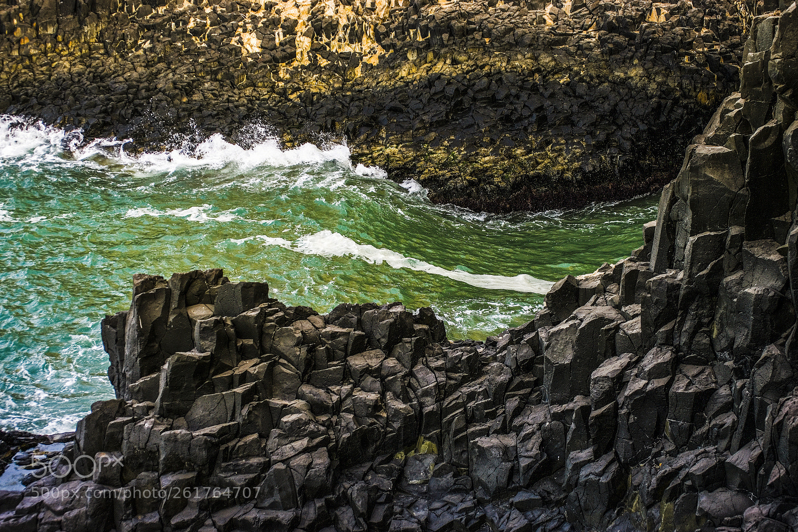 Pentax K20D sample photo. Basaltic coast photography