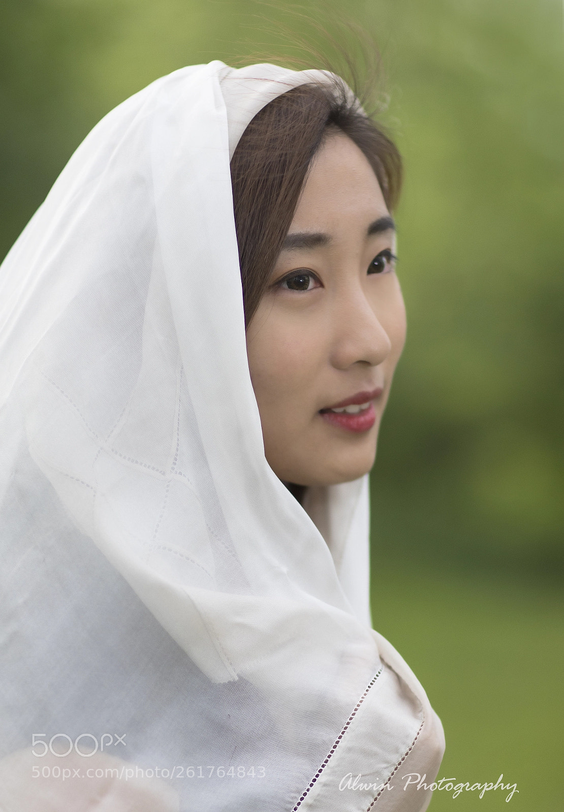 Canon EOS 5D Mark IV sample photo. Portrait photography