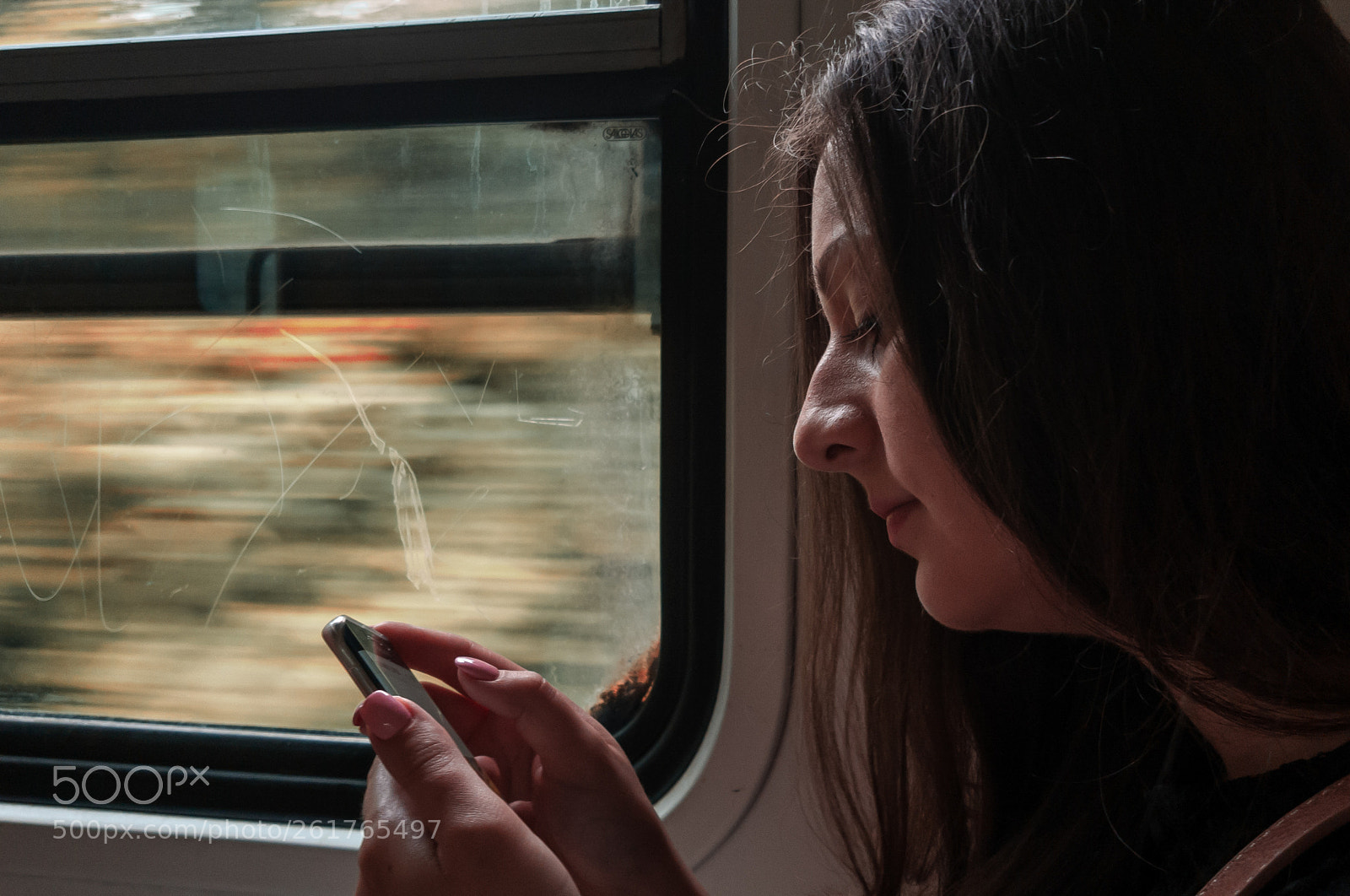 Samsung Galaxy S7 Edge sample photo. On the train photography
