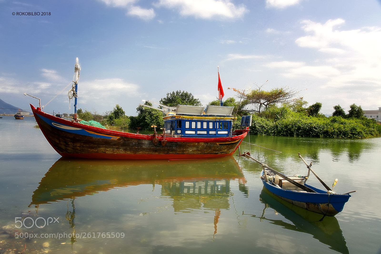 Canon EOS 50D sample photo. Vietnamese fishing boat 20 photography