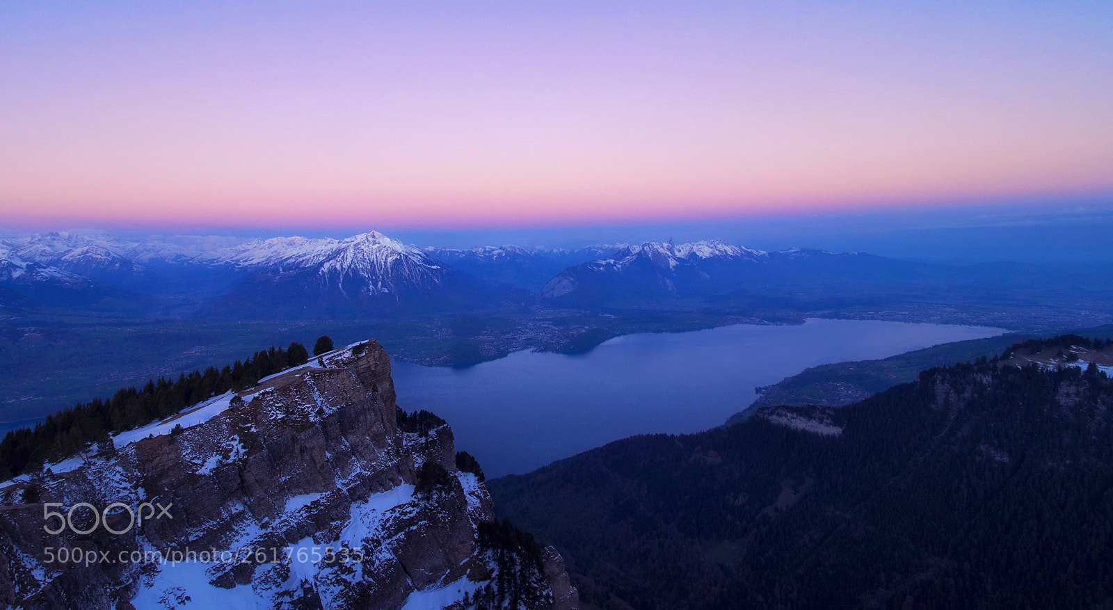 Olympus OM-D E-M1 sample photo. Early morning at niederhorn photography