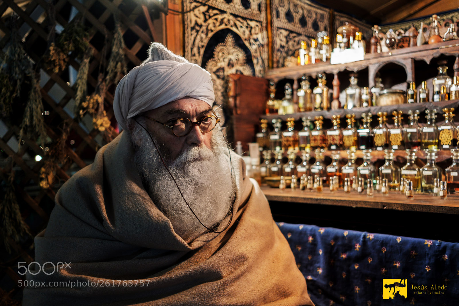 Fujifilm X-Pro2 sample photo. "the perfumer" photography