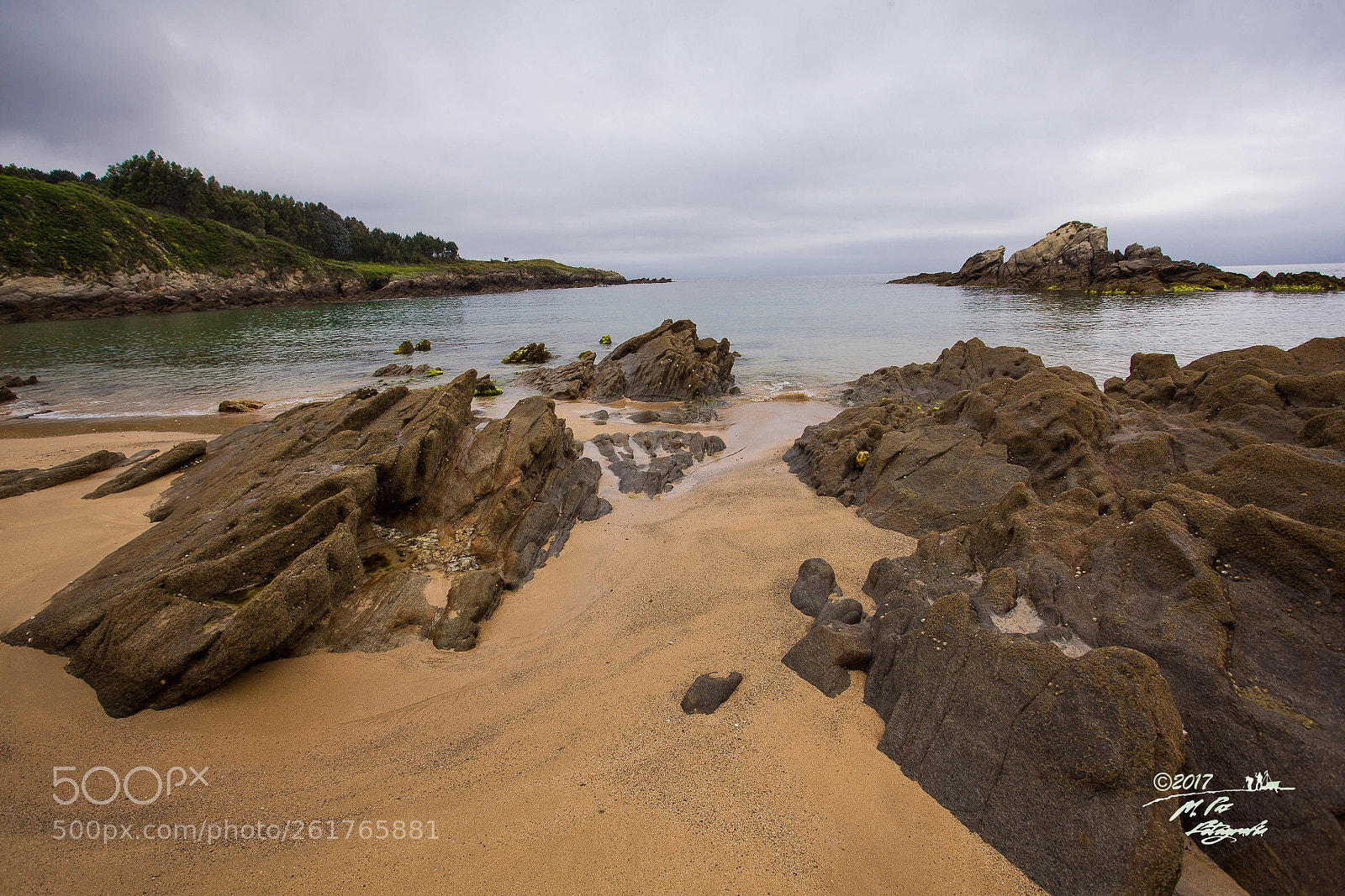 Canon EOS 5D Mark II sample photo. White sand between the photography