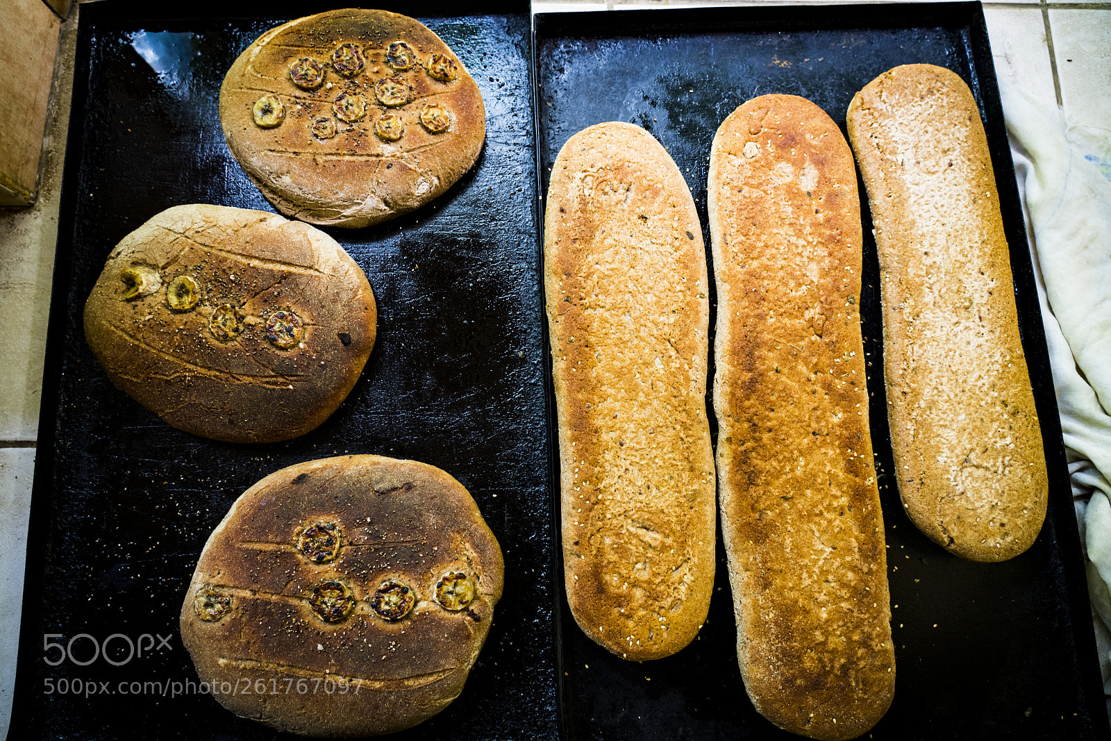 Sony a7R III sample photo. Freshly baked bread and photography