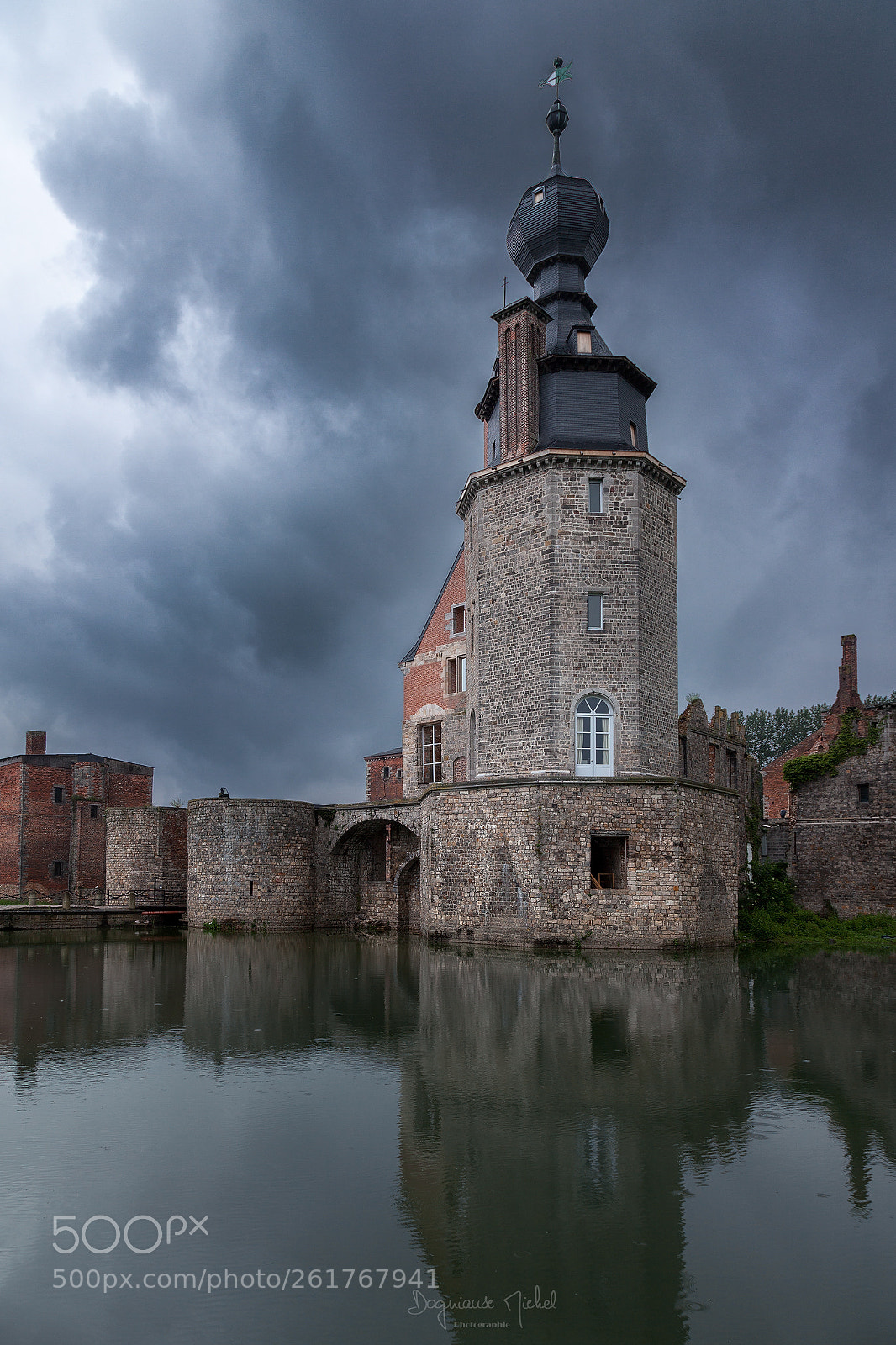 Canon EOS 5D Mark II sample photo. Havré castle #2 photography