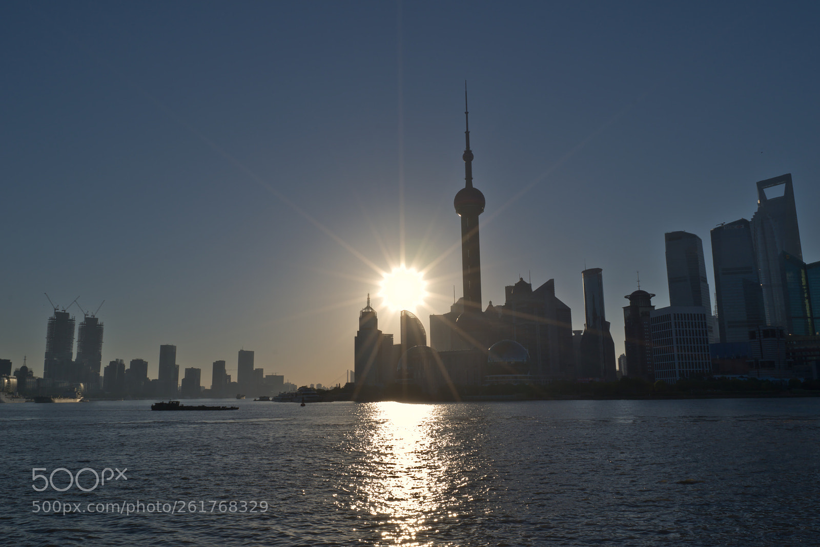 Nikon D5500 sample photo. Sunrise in shanghai photography