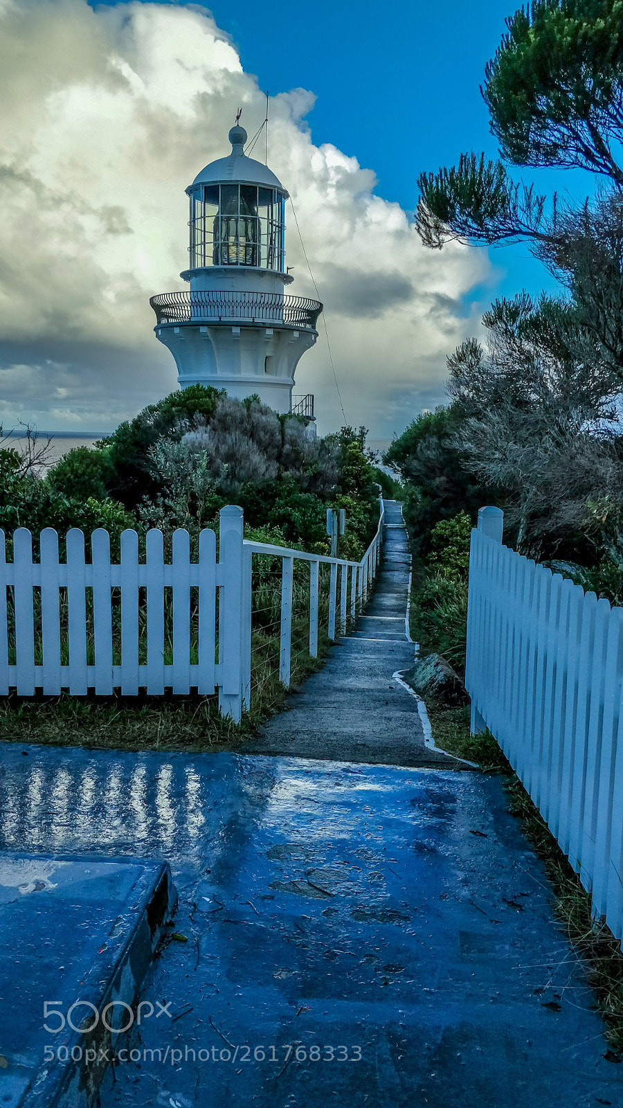 OnePlus 5 sample photo. The lighthouse photography