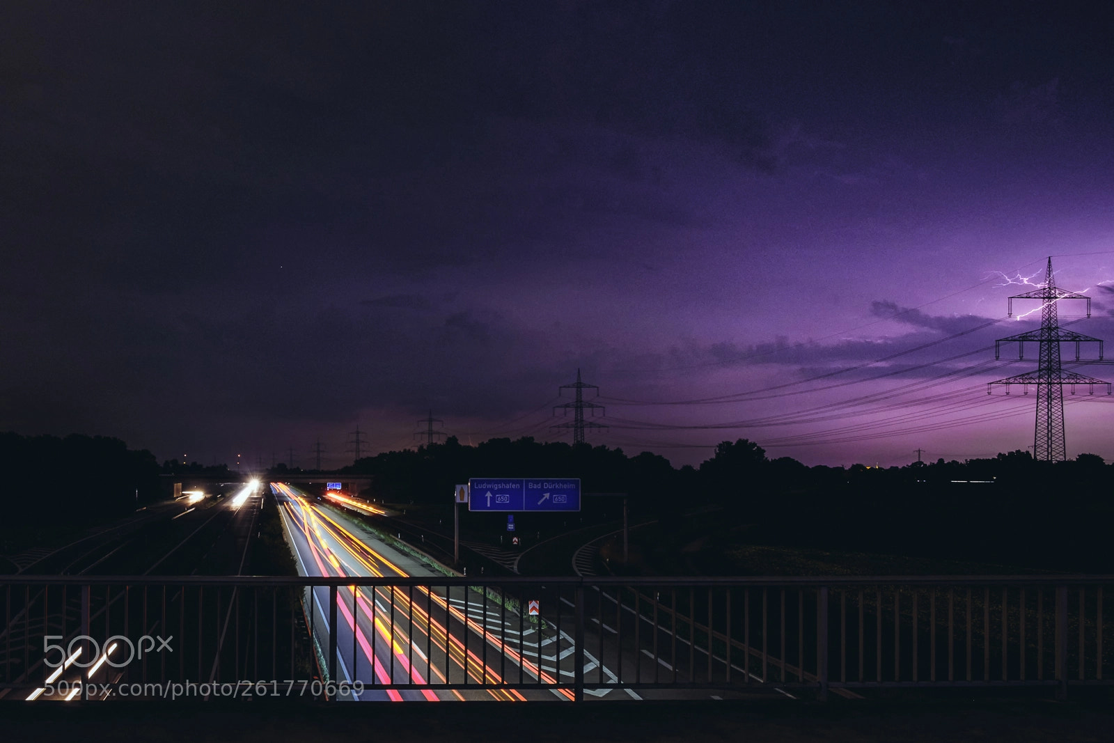 Fujifilm X-T2 sample photo. Blitze über der autobahn photography