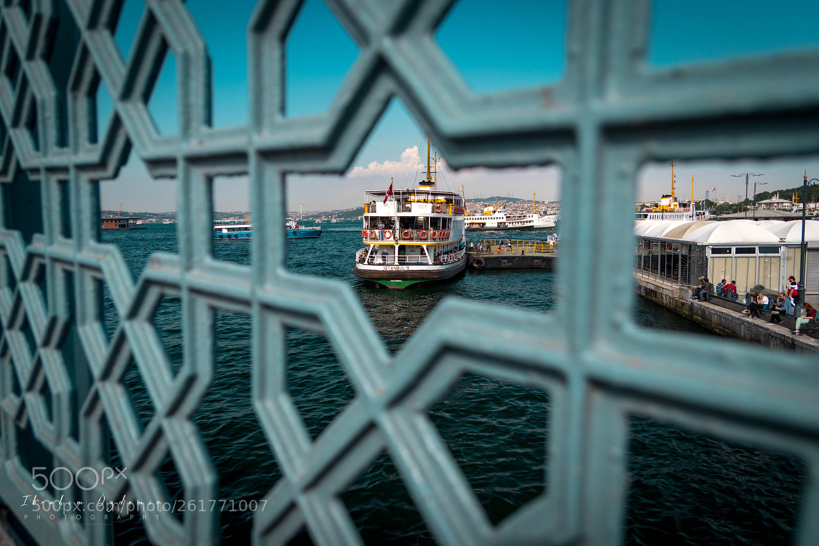 Canon EOS 77D (EOS 9000D / EOS 770D) sample photo. Emin n pier from photography