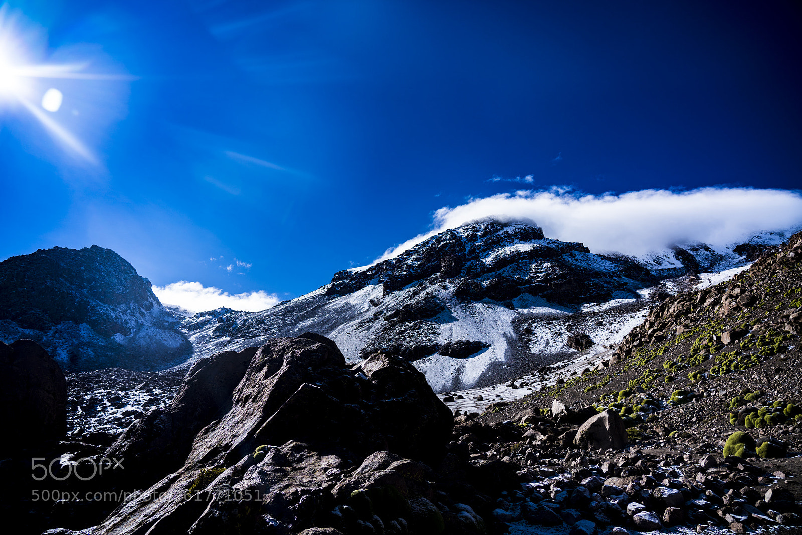 Sony a7R III sample photo. Mount chachani and smoking photography