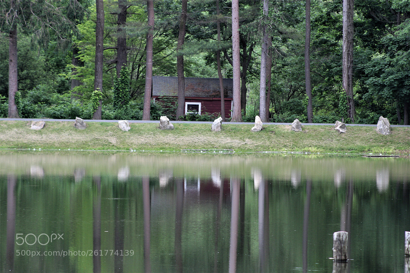 Canon EOS 1300D (EOS Rebel T6 / EOS Kiss X80) sample photo. Cabin on the lake photography
