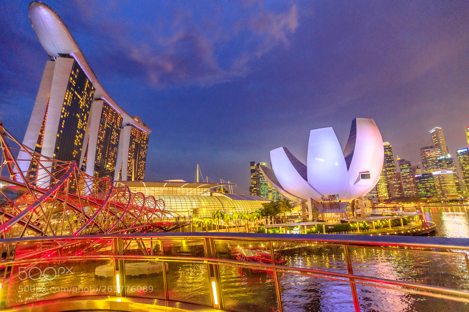 Canon EOS 5D Mark IV sample photo. City of singapore photography