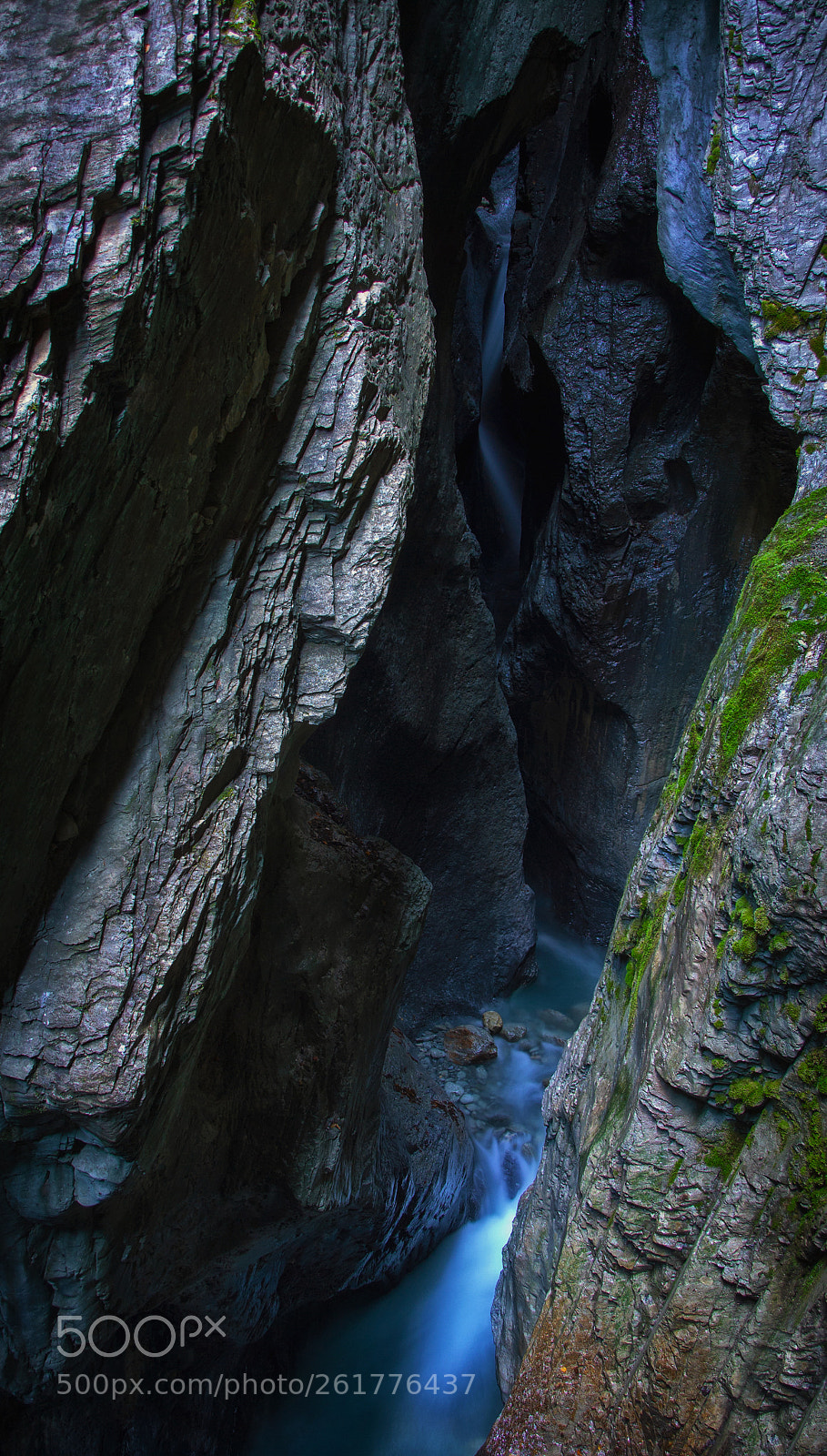 Olympus E-5 sample photo. Rosenlaui gorge cave photography