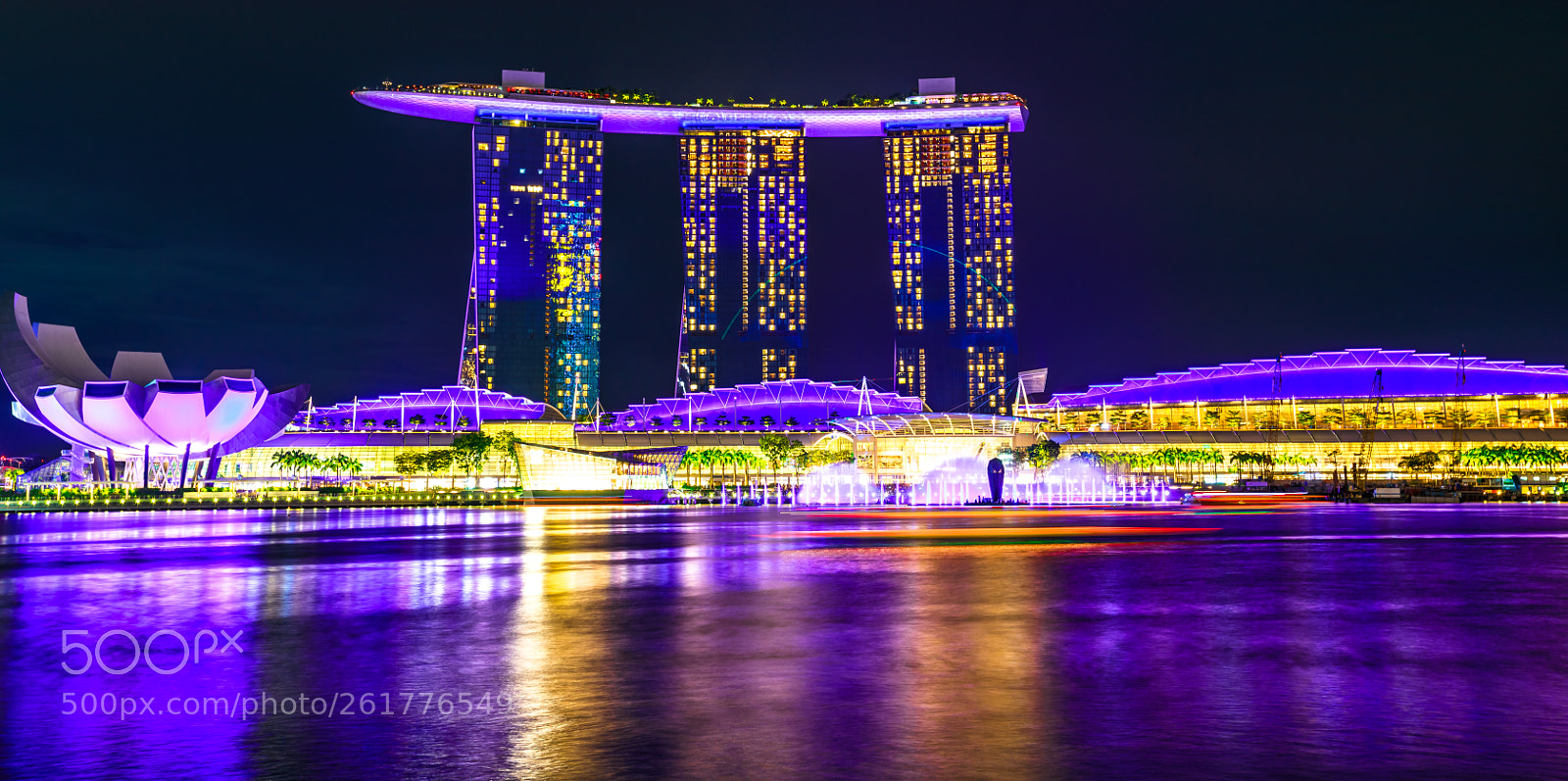 Canon EOS 5D Mark IV sample photo. Singapore waterfront by night photography