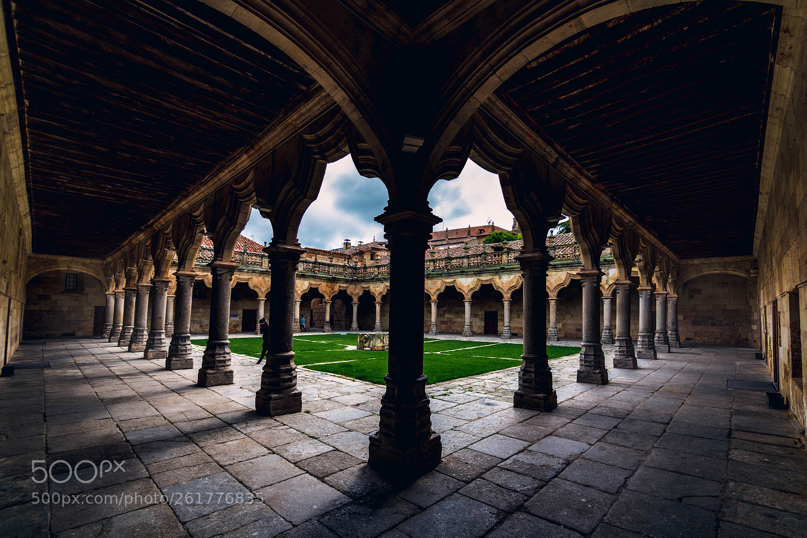 Canon EOS 6D sample photo. Patio de escuelas salamanca photography