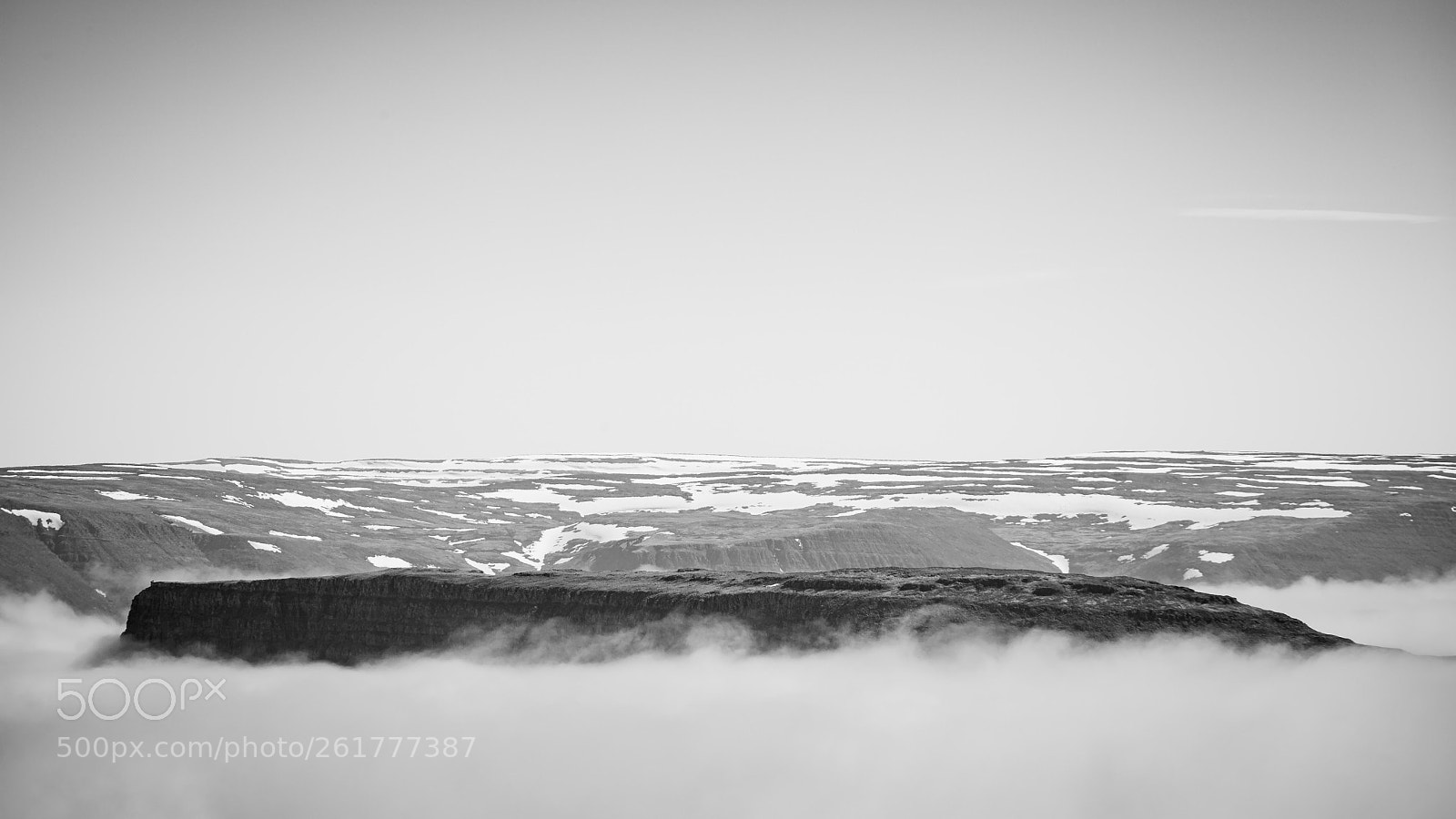 Canon EOS 5D Mark II sample photo. Mountain plateau in iceland photography