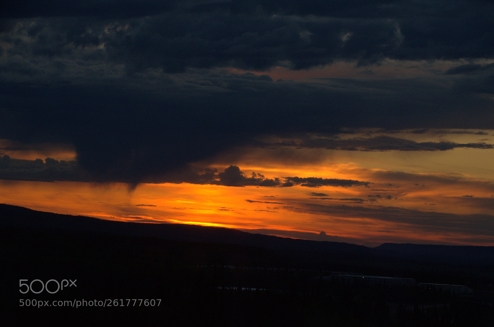 Nikon D5100 sample photo. Rainy morning sunrise photography