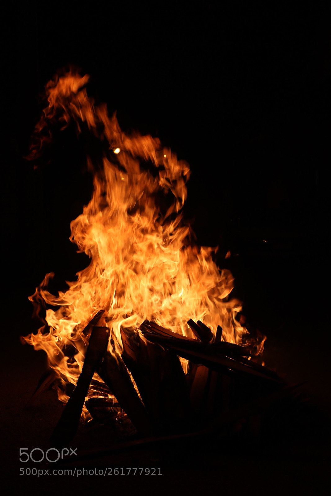 Canon EOS 750D (EOS Rebel T6i / EOS Kiss X8i) sample photo. Fire photography