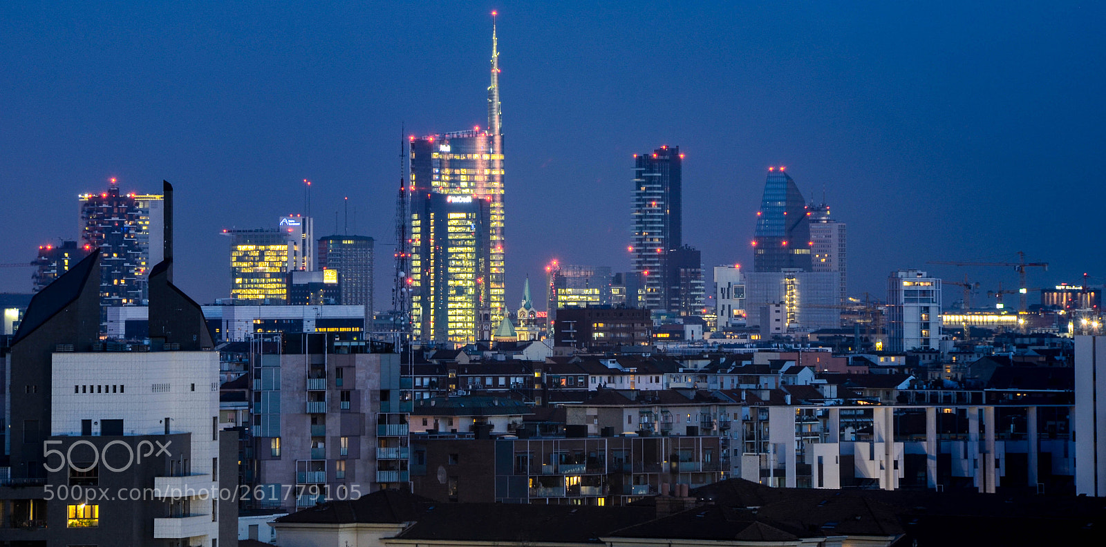 Nikon D7000 sample photo. Porta nuova district, milan photography