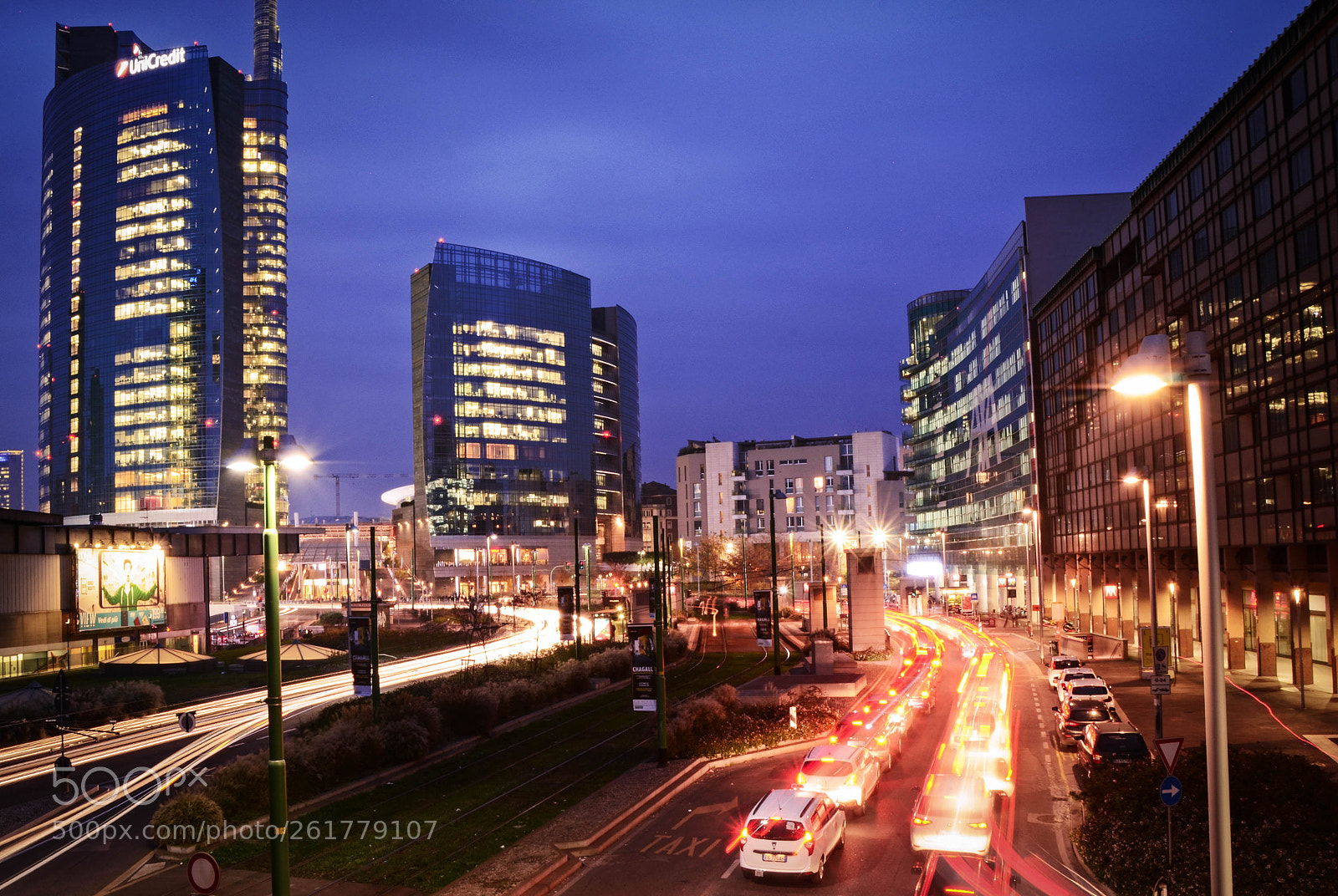 Nikon D7000 sample photo. Porta nuova district, milan photography