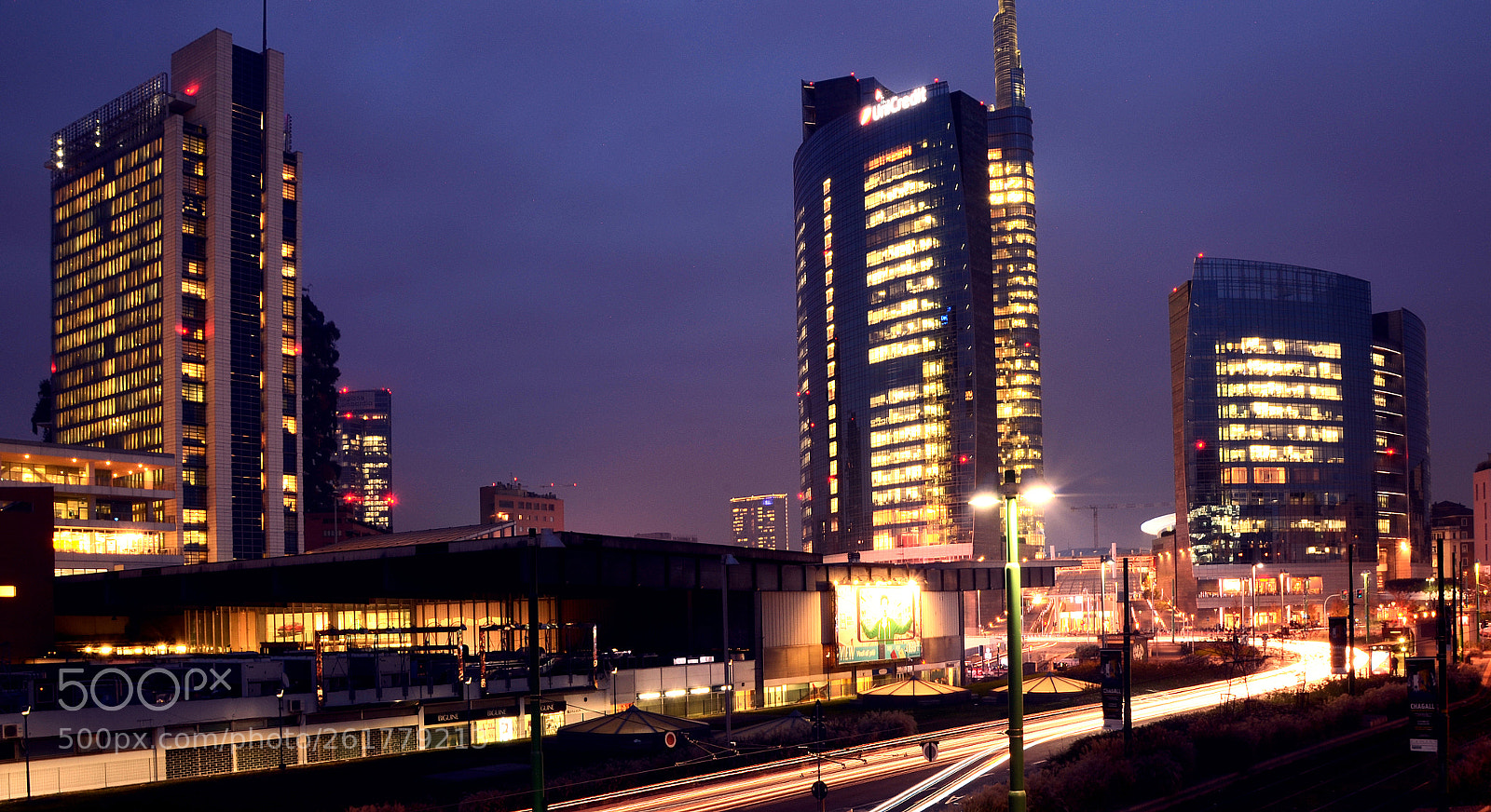 Nikon D7000 sample photo. Porta nuova district, milan photography