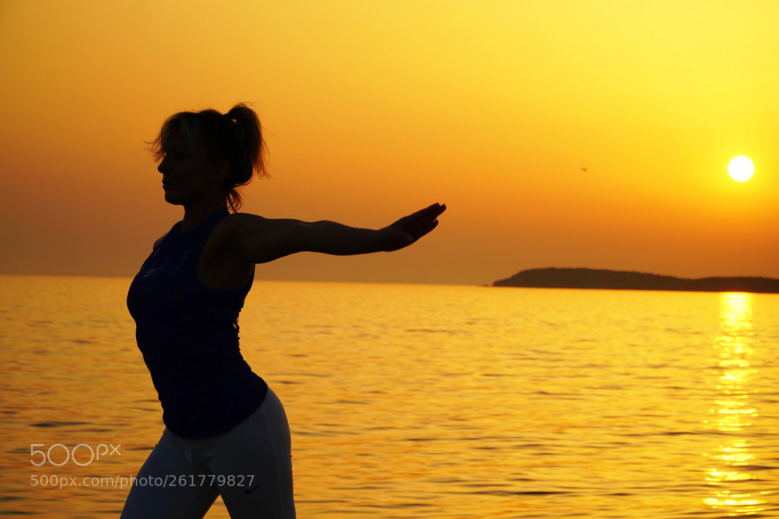 Sony a6300 sample photo. Sunshet girl... photography