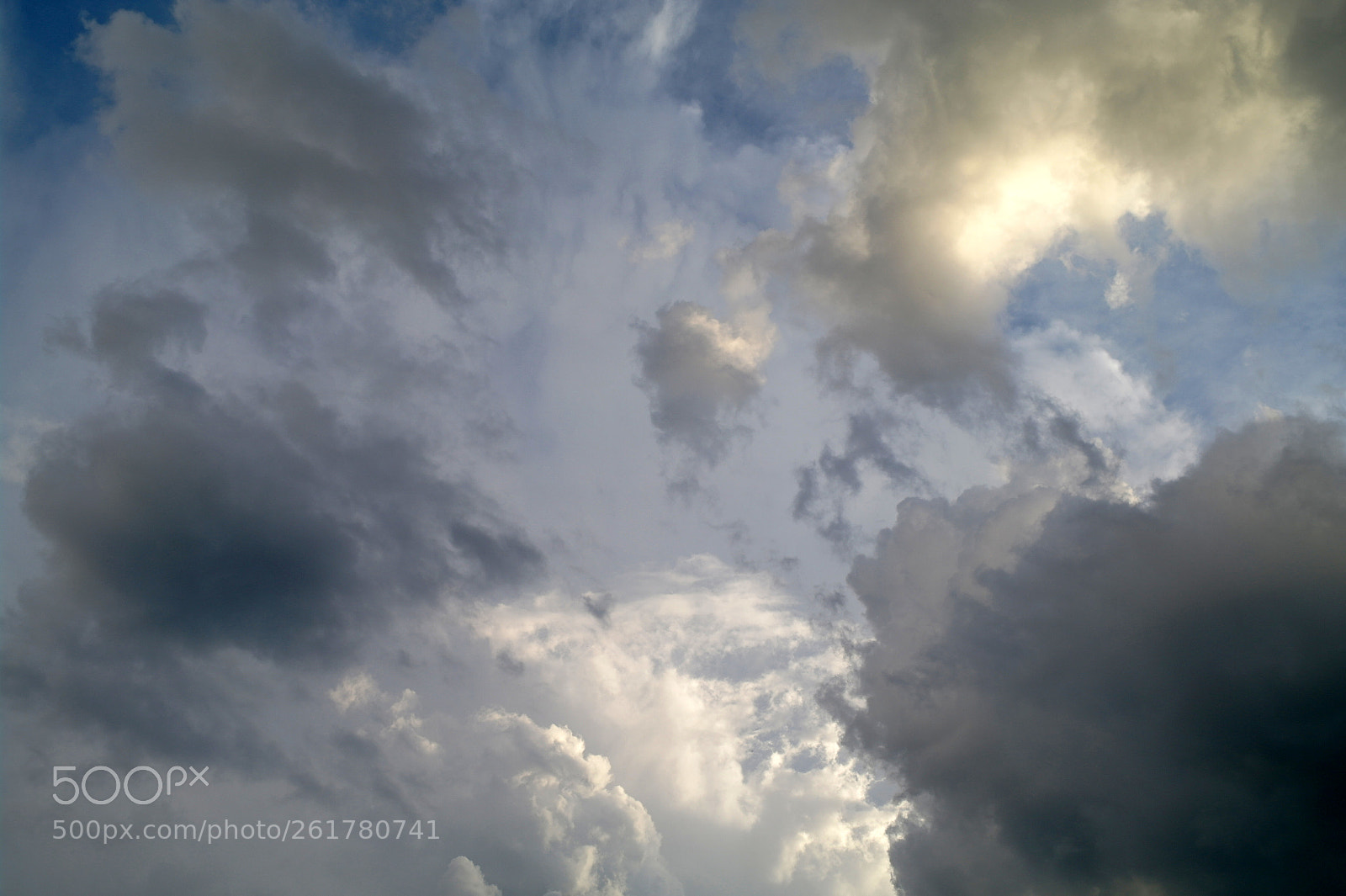 Samsung NX5 sample photo. Sky photography