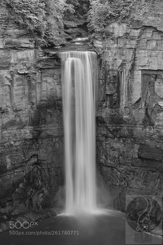 Nikon D800 sample photo. Taughannock b&w photography